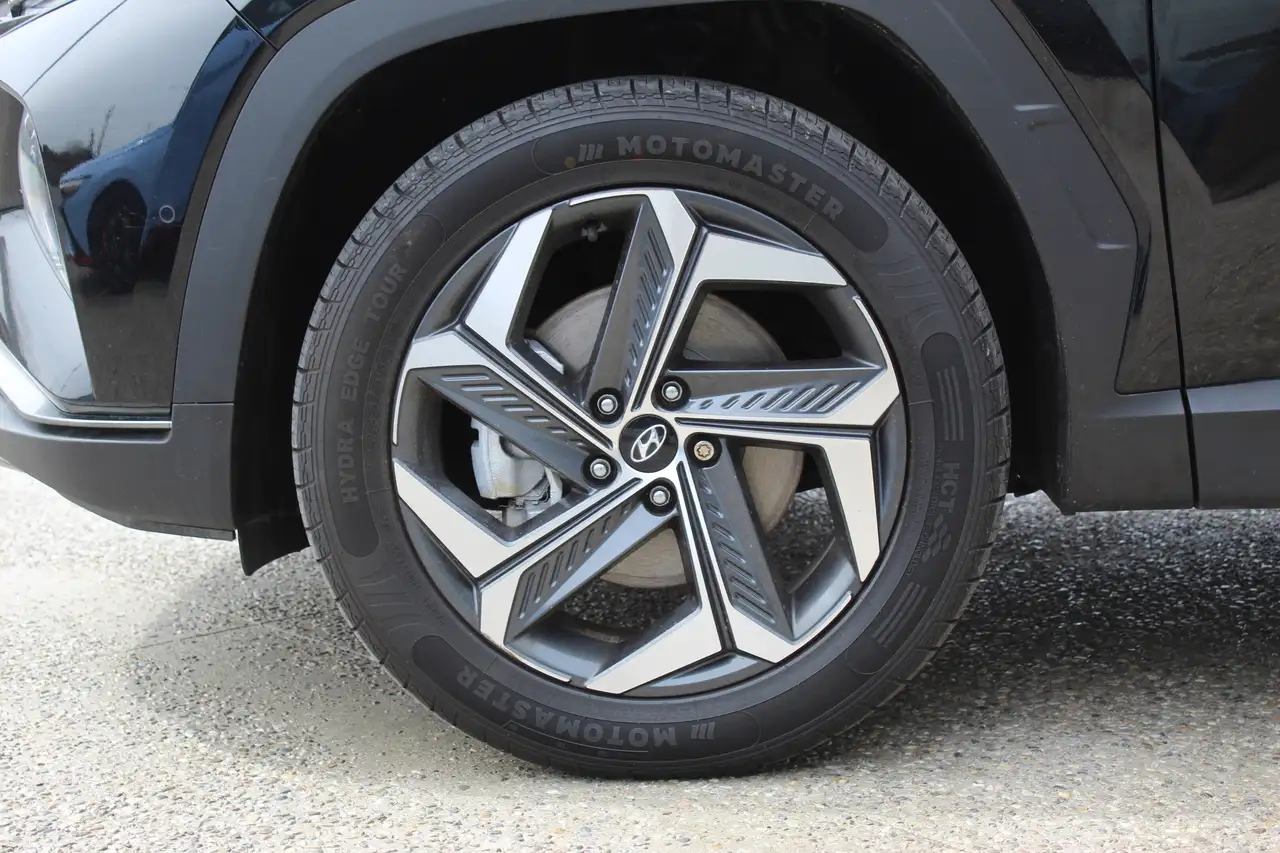 Hyundai TUCSON снимка Hyundai TUCSON