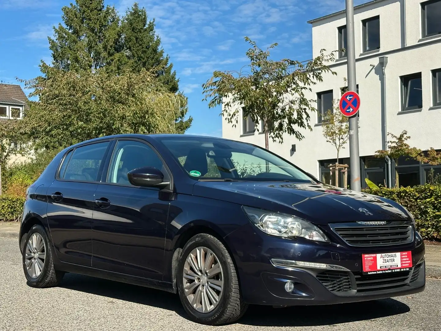 Peugeot 308 Active Blau - 2