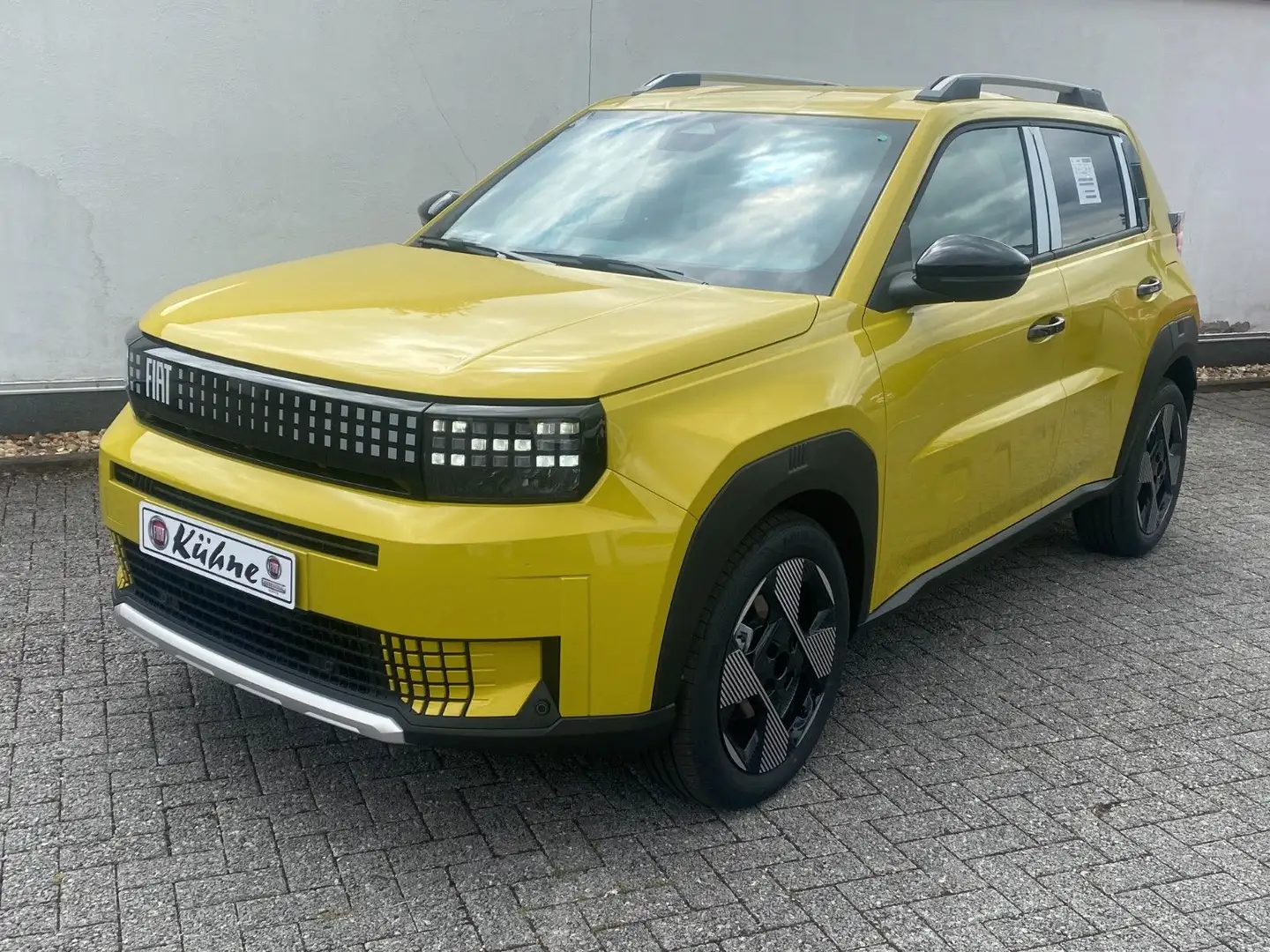 Fiat Grande Panda 1.2 Hybrid eDCT La Prima Jaune - 2