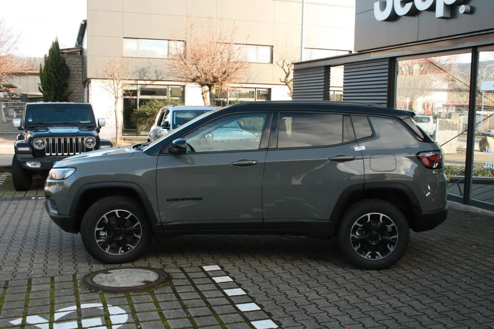 Jeep Compass PHEV High Upland Gris - 2