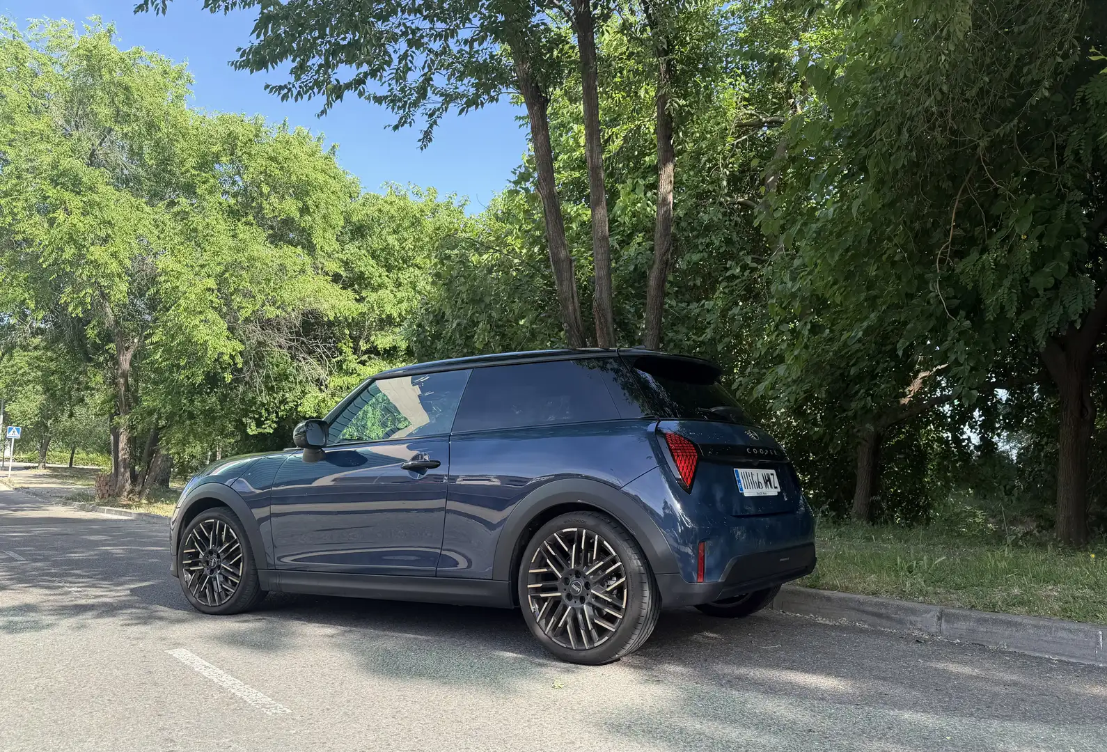 MINI Cooper C Favoured Trim - 2