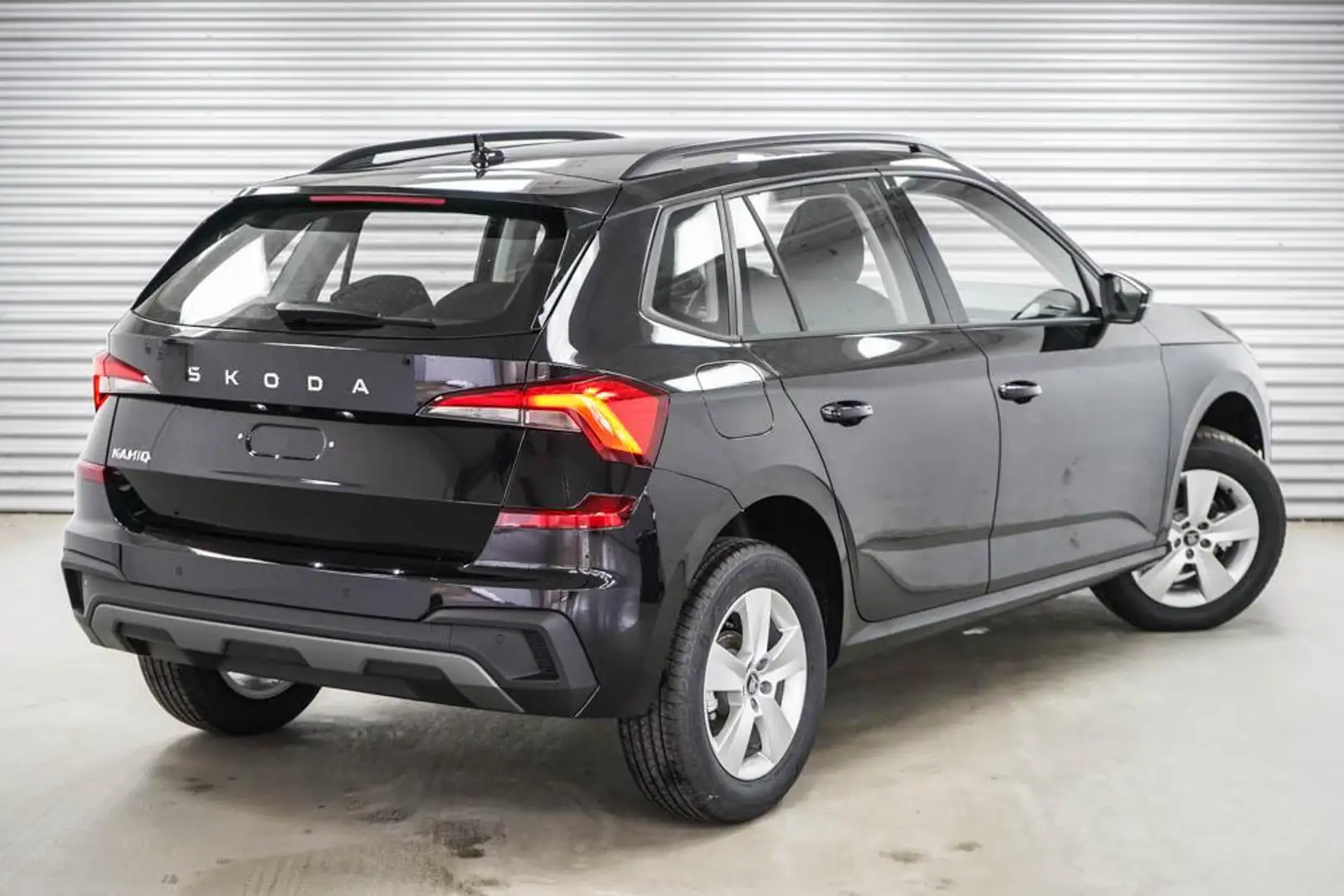 Skoda Kamiq 1,0 TSI DSG Selection - LAGER 85 kW (116 PS), A... Schwarz - 2
