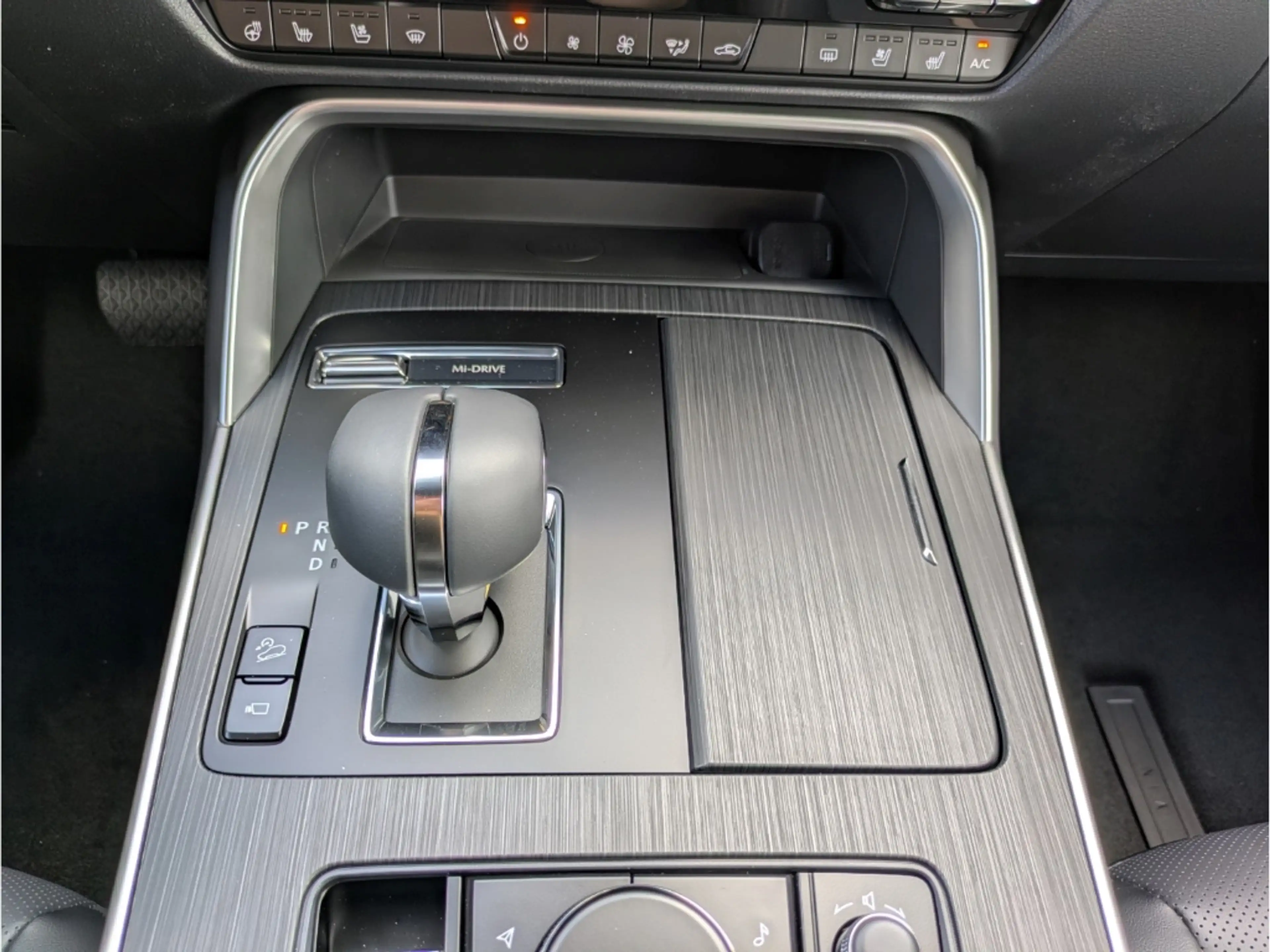Mazda CX-60 (2026) HOMURA PLUS e-Skyactiv D 3.3l BLOP HUD El. — photo 10