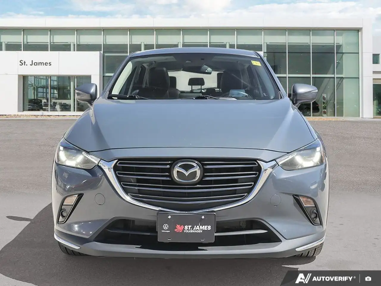 Mazda CX-3 снимка Mazda CX-3
