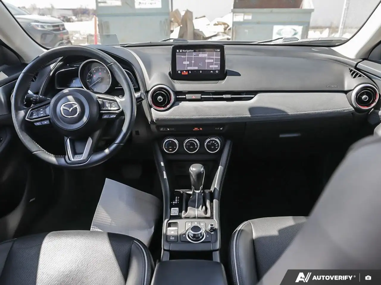 Mazda CX-3 снимка Mazda CX-3