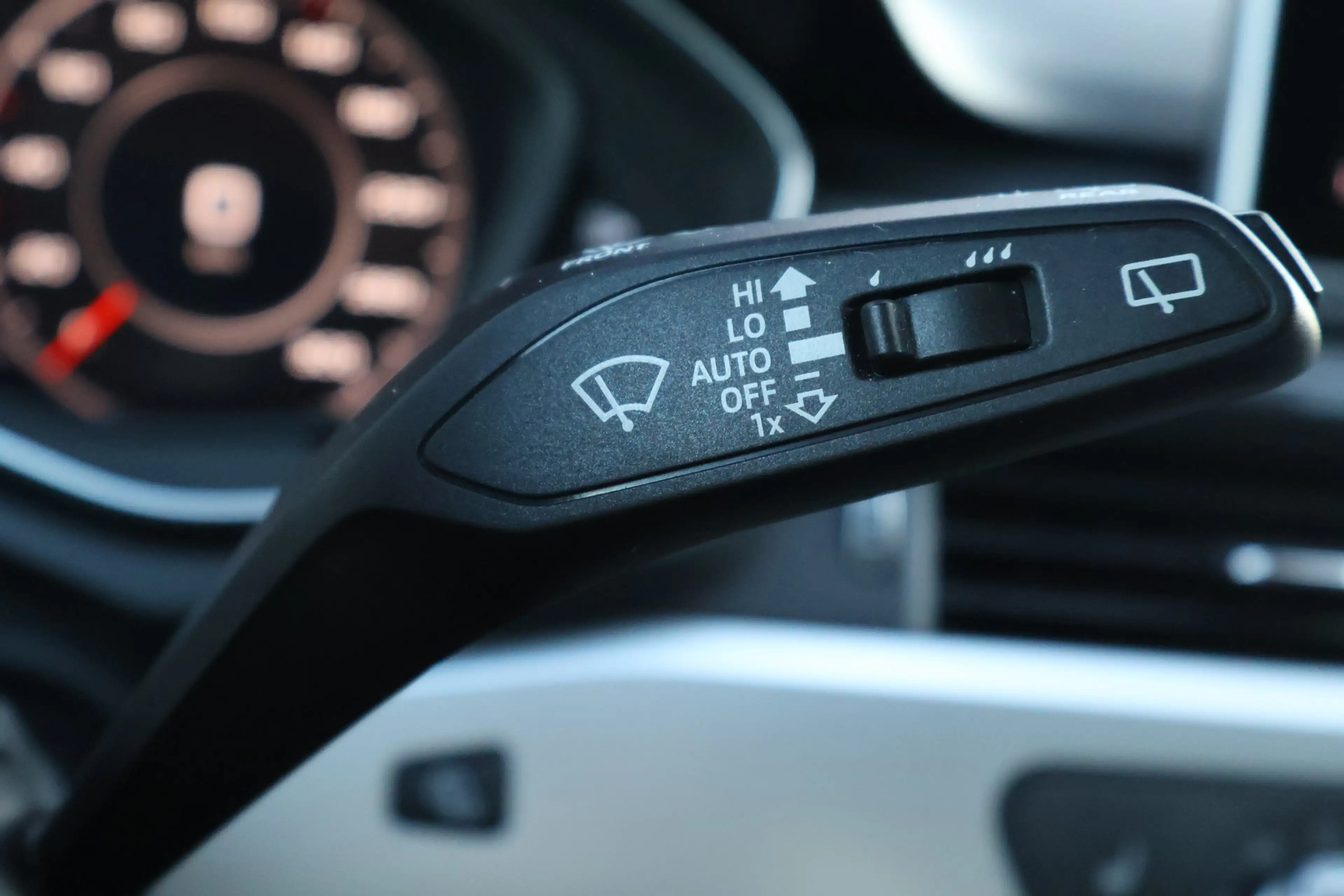 Audi A4 allroad 2.0 TDI quattro Digitales Cockpit LED — photo 24