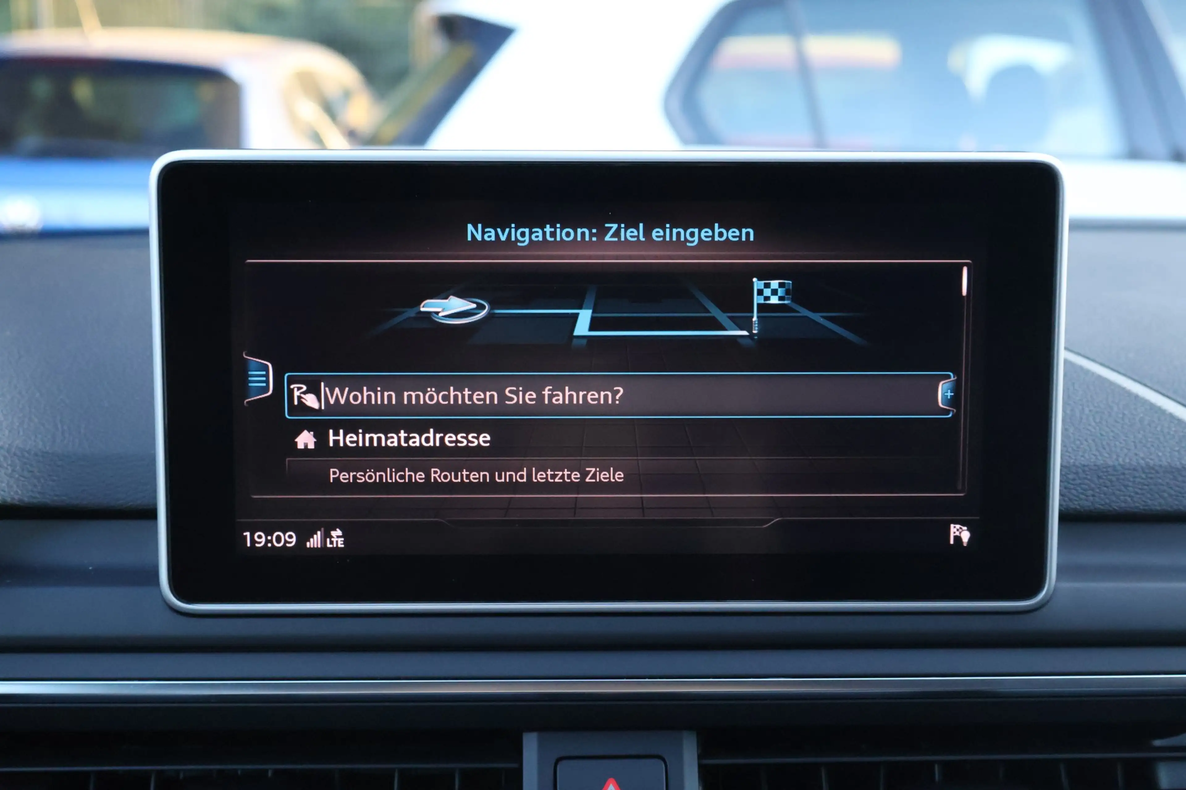 Audi A4 allroad 2.0 TDI quattro Digitales Cockpit LED — photo 15
