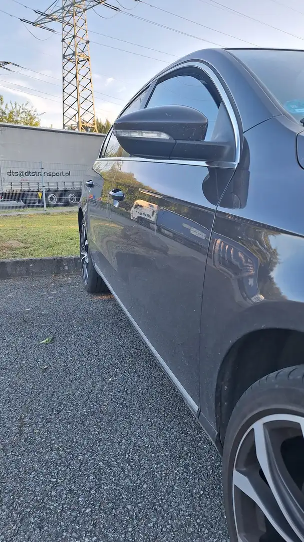 Volkswagen Passat 2.0 TDI BlueMotion Technology Comfortline - 2