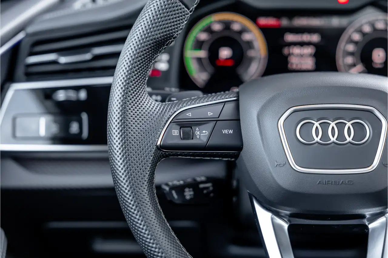 Audi Q7 60 TFSI e quattro Pro Line S Competition Panoram, миниатюра 10