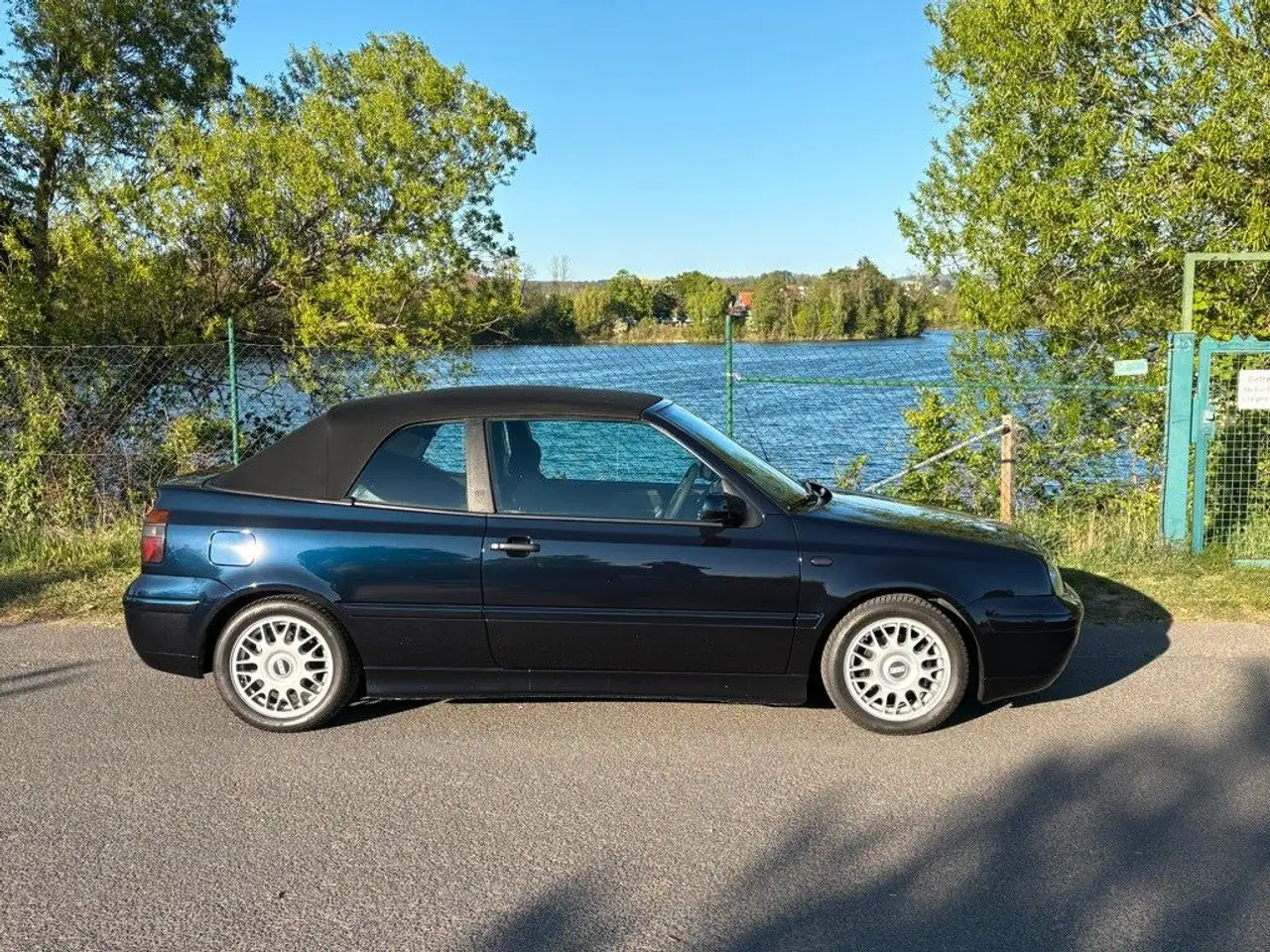Volkswagen Golf 1.8 Highline Cabriolet kompl neu lackiert, foto 3