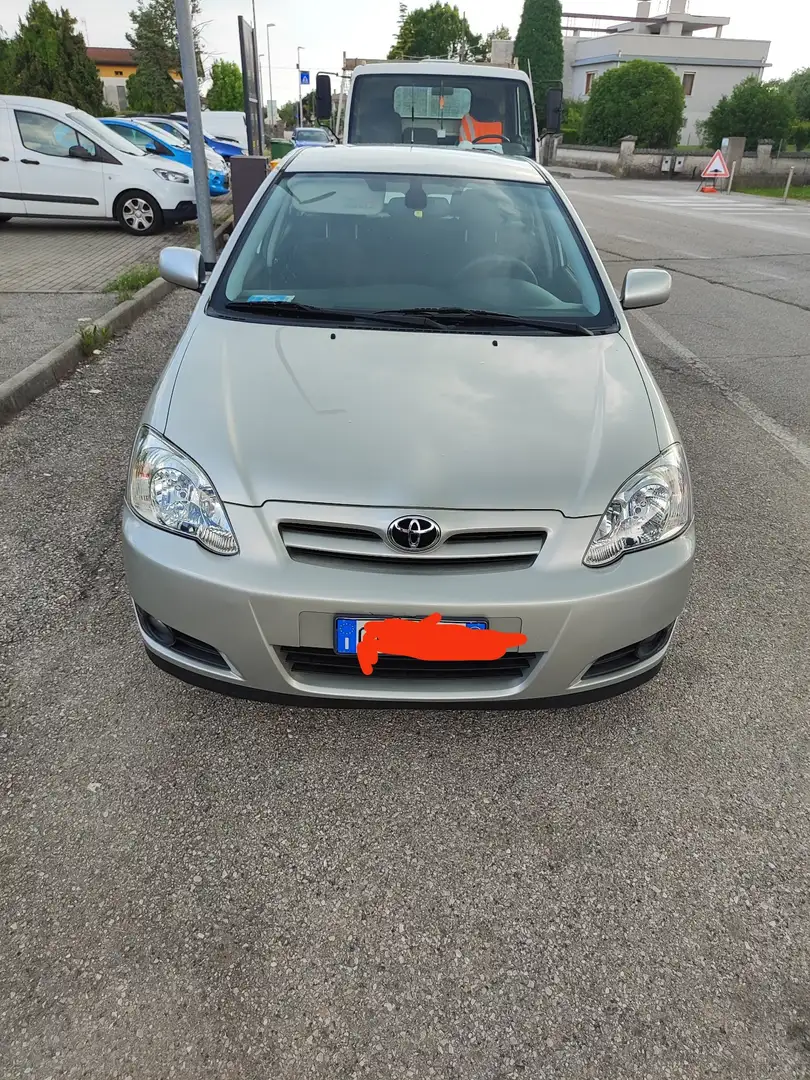 Toyota Corolla 1.6 vvt-i 5p - 1