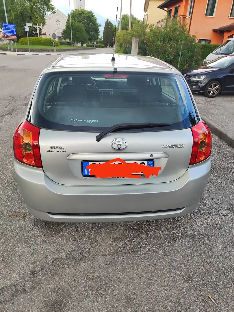 Toyota Corolla 1.6 vvt-i 5p - 2