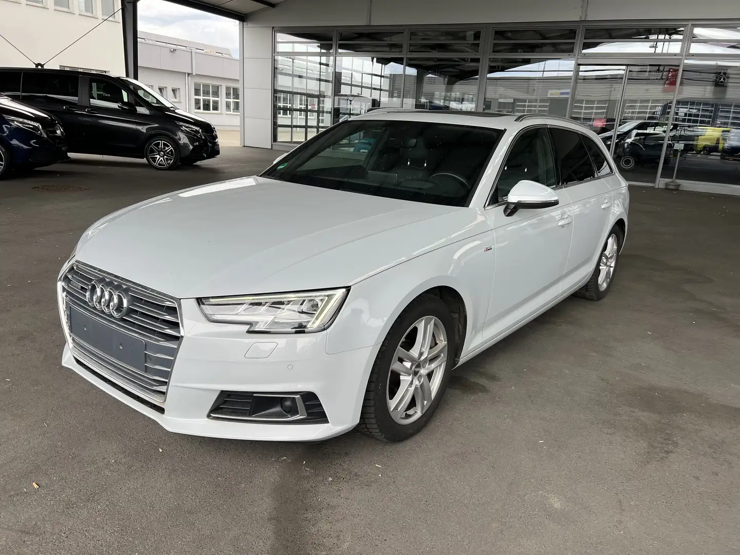 Audi A4 Avant3.0 TDI quatt tiptronic sport* Bianco - 1