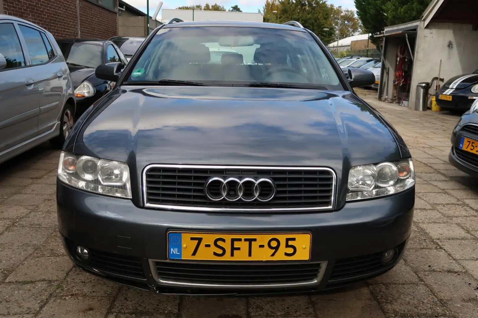Audi A4 Avant 1.6 Grijs - 2