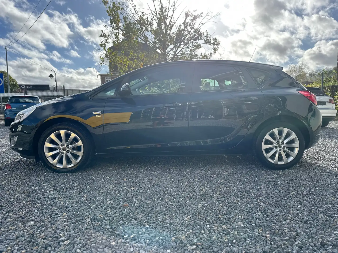 Opel Astra 1.4i Sport Noir - 2