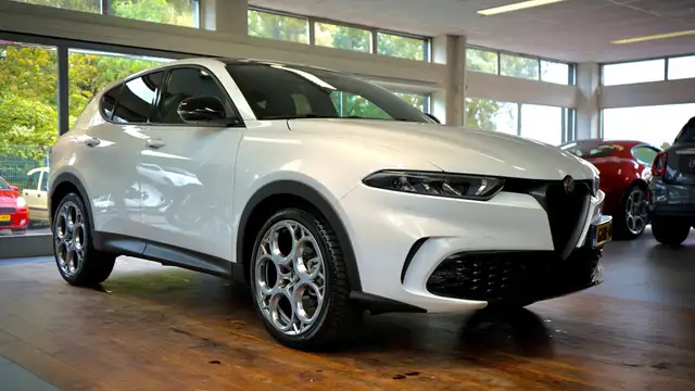 Alfa Romeo Tonale 1.5T Hybrid Sprint | 20 inch || Carplay || Rijklaa