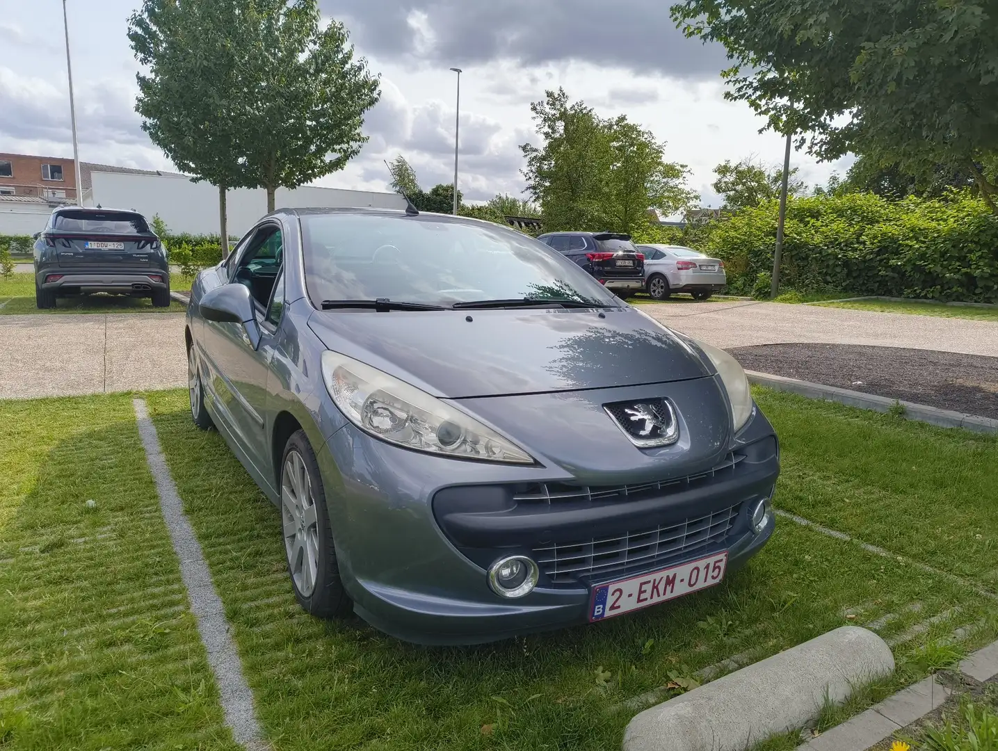 Peugeot 207 CC 120 VTi - 1