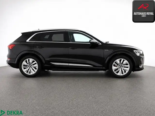 Audi E-Tron view 6