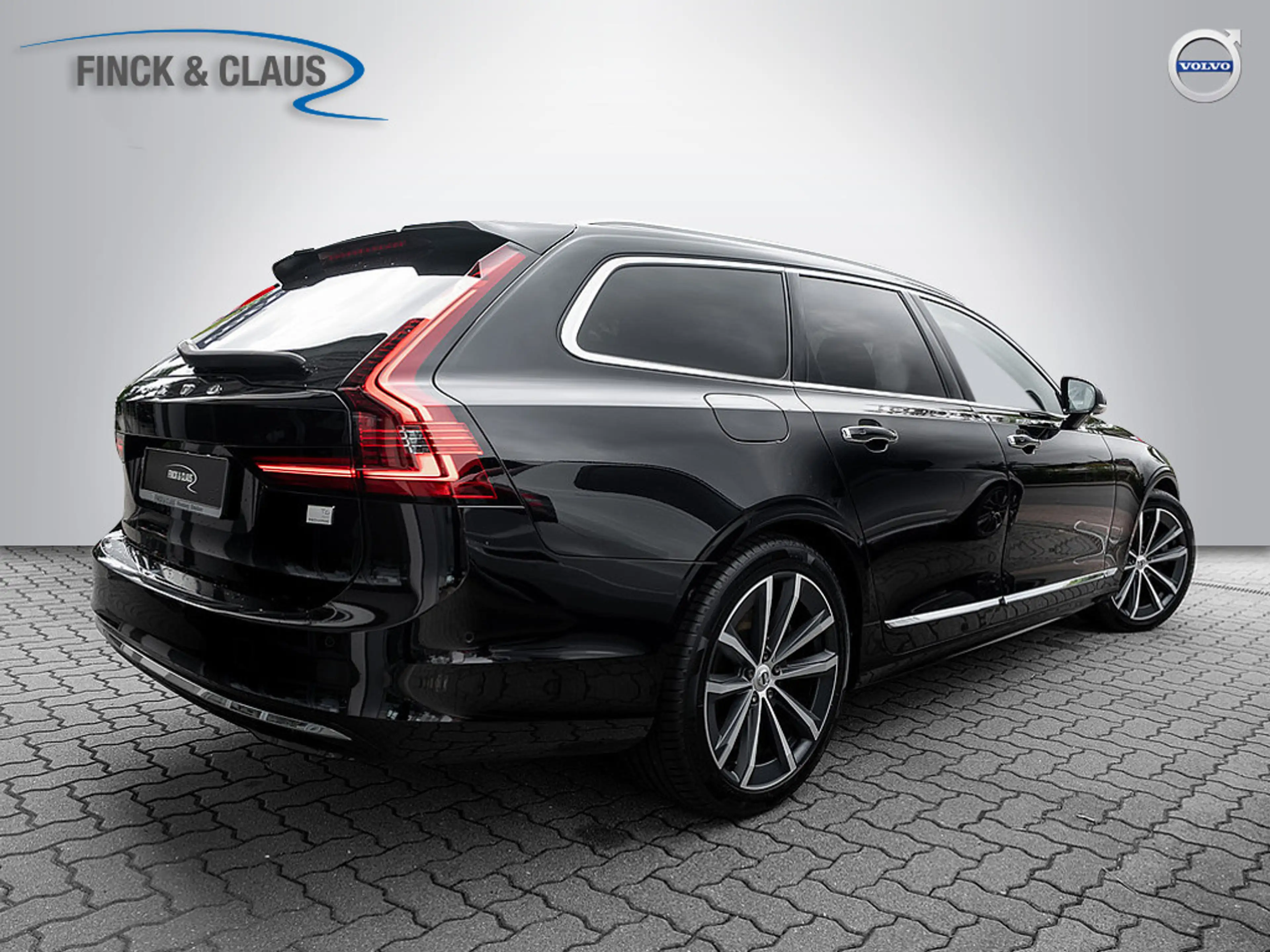 Volvo V90 Kombi T6 Inscription Recharge AWD 360° — photo 3