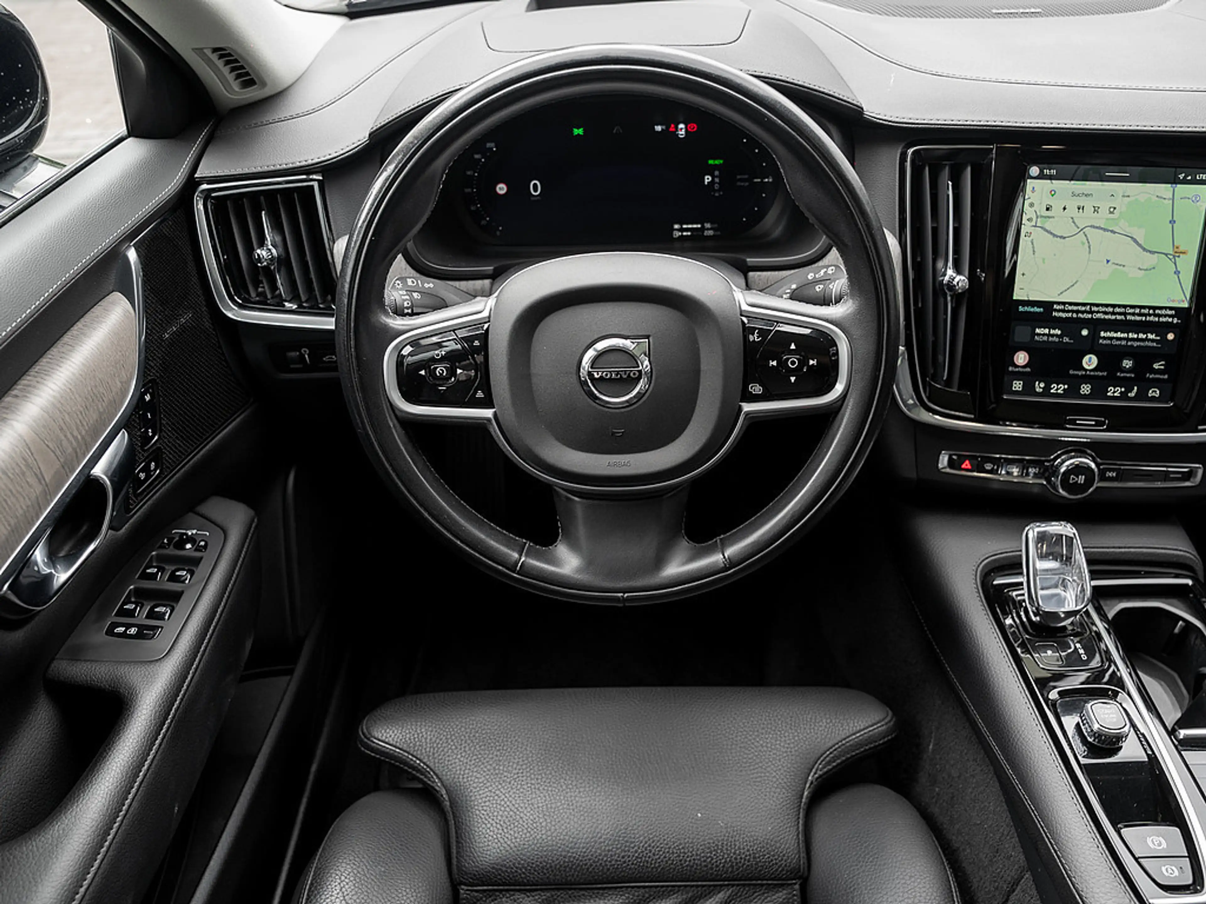 Volvo V90 Kombi T6 Inscription Recharge AWD 360° — photo 7