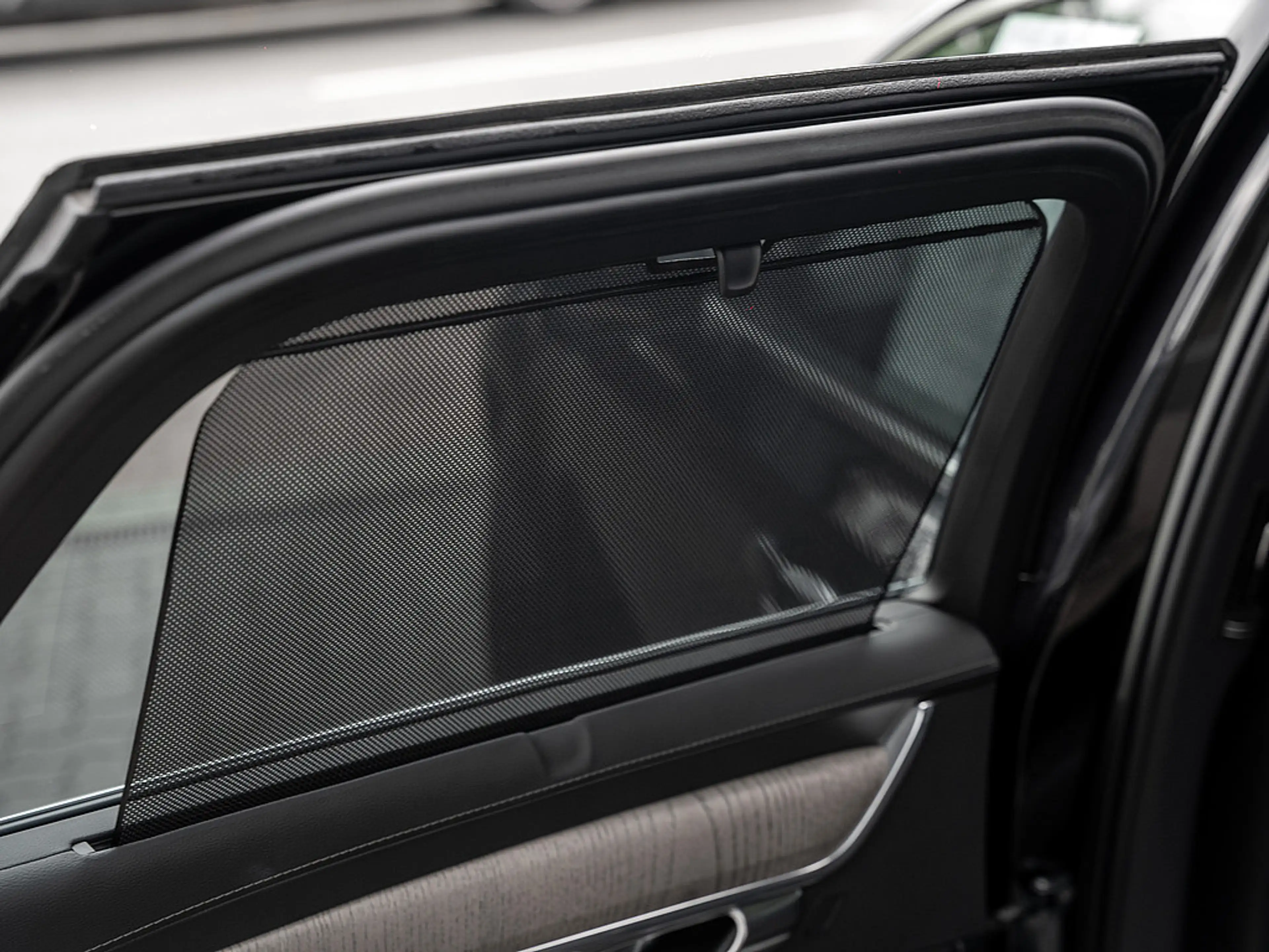 Volvo V90 Kombi T6 Inscription Recharge AWD 360° — photo 8