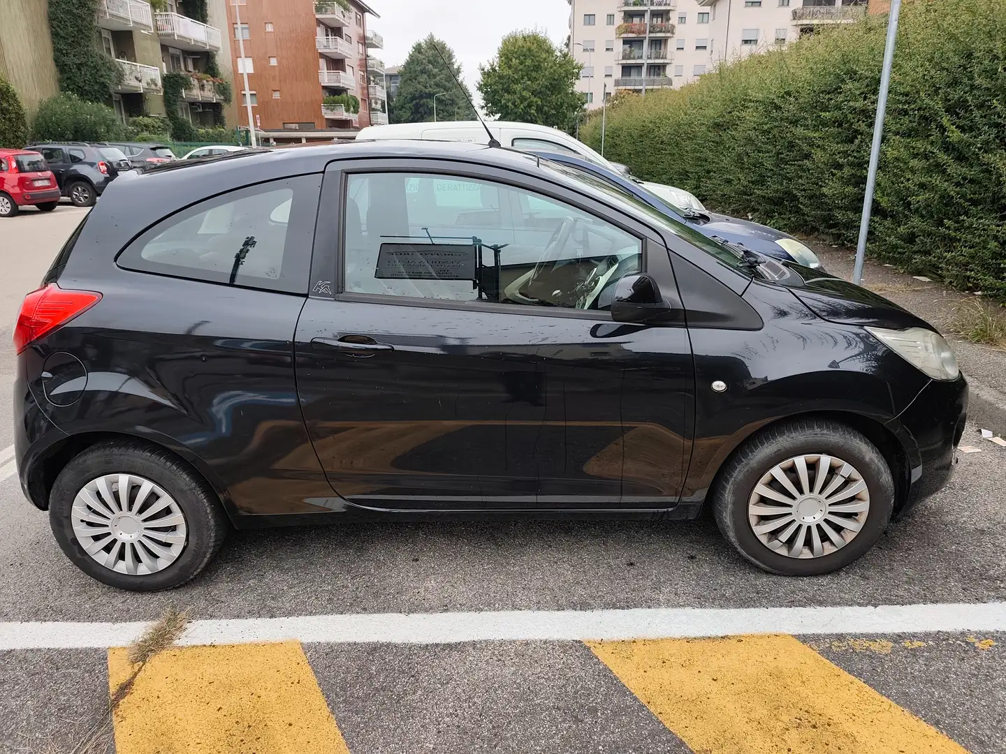 Ford Ka/Ka+ Ka 1.2 + c/esp,tcs 69cv E5 Nero - 1