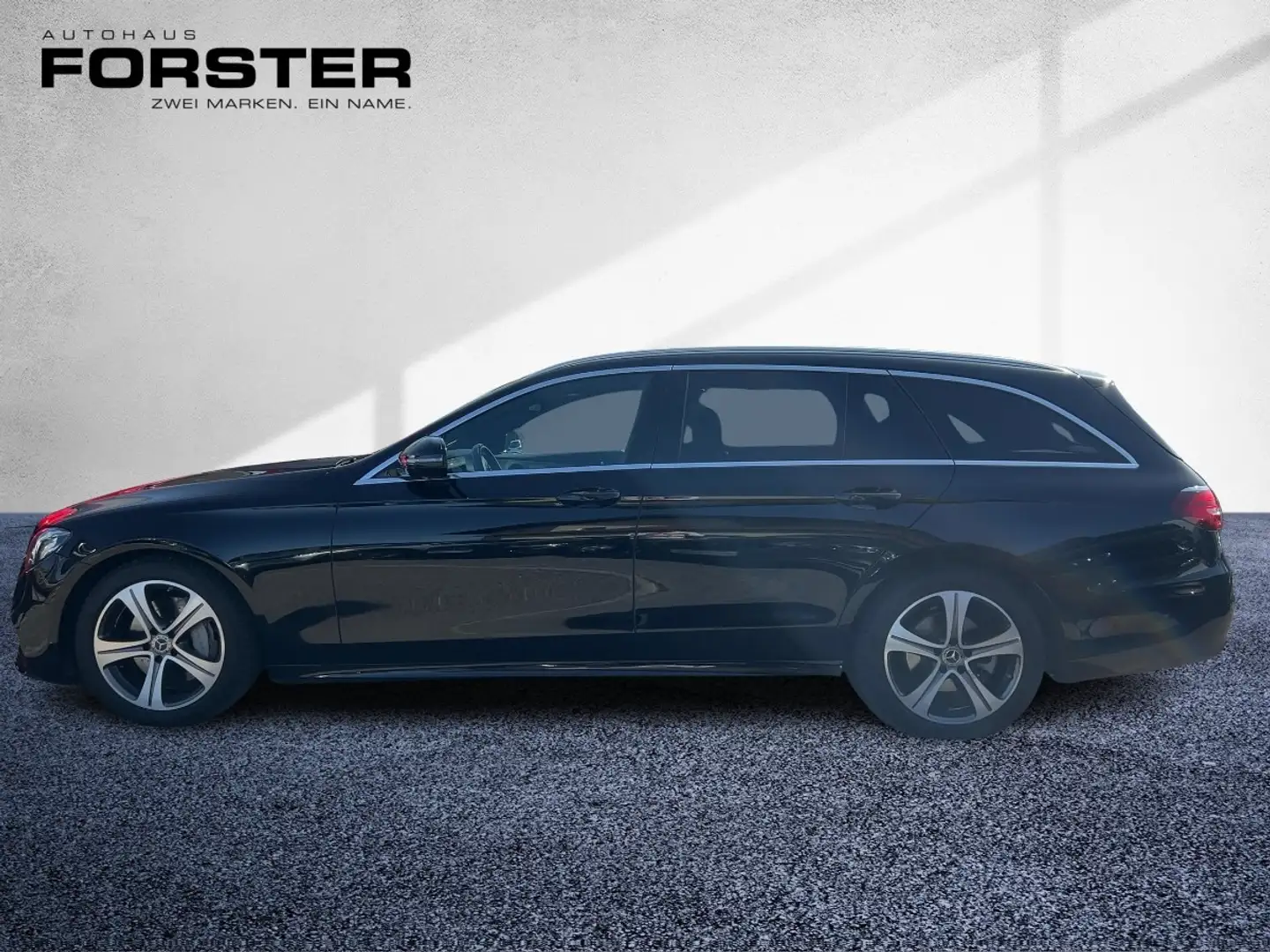 Mercedes-Benz E 220 d 4MATIC T-Modell AMG Navi FAP HUD AHV Schwarz - 2