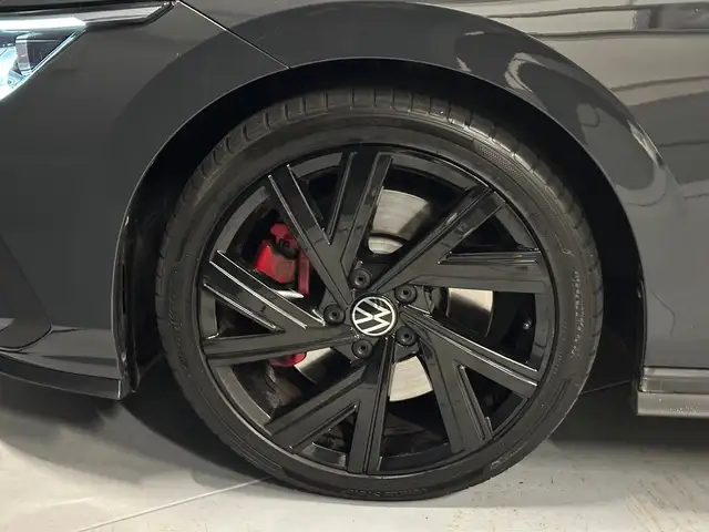 Volkswagen Golf view 9