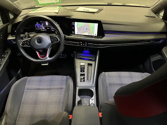Volkswagen Golf view 12