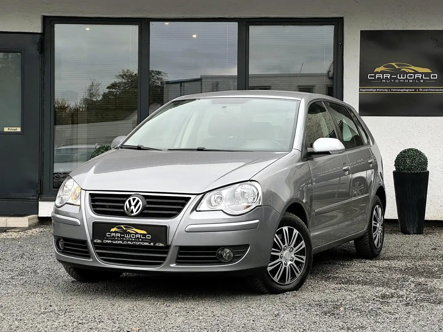 Volkswagen Polo IV Nur 79843 km/Klima/Comfortline Silber - 1