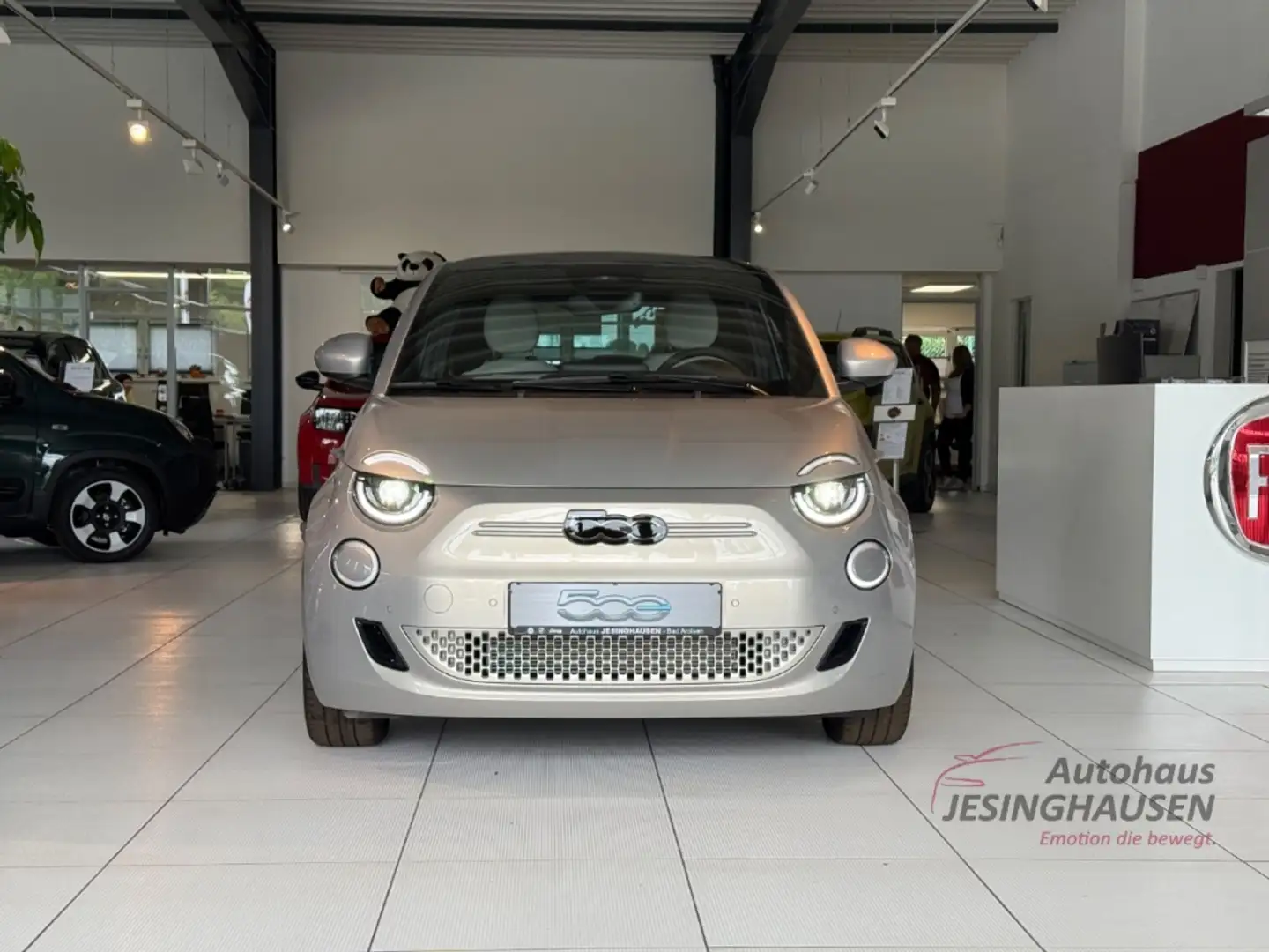 Fiat 500e Giorgio Armani Collector s Edition+Pano+LED Grau - 2