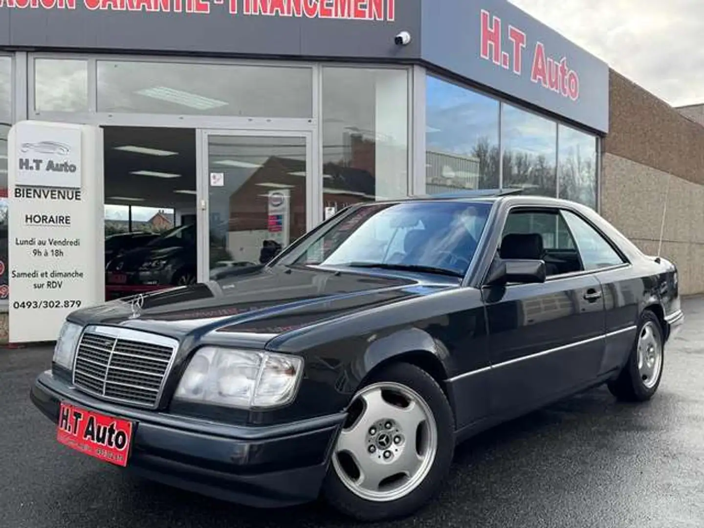 Mercedes-Benz CE 220 Ancetre/Tres Bon Etat/158.000 Kilometres - 1