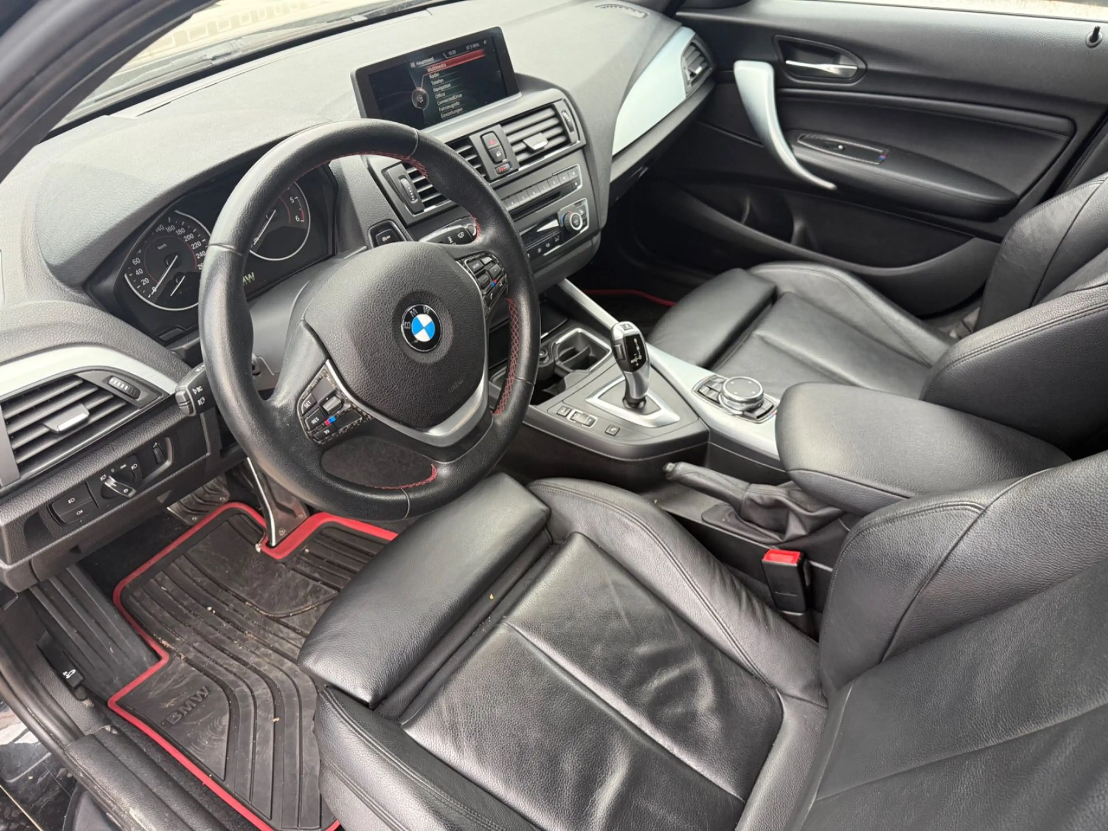 BMW 120 1 Limousine 5-trg. 120 d+LEDER+SCHIEBEDACH+S — photo 12