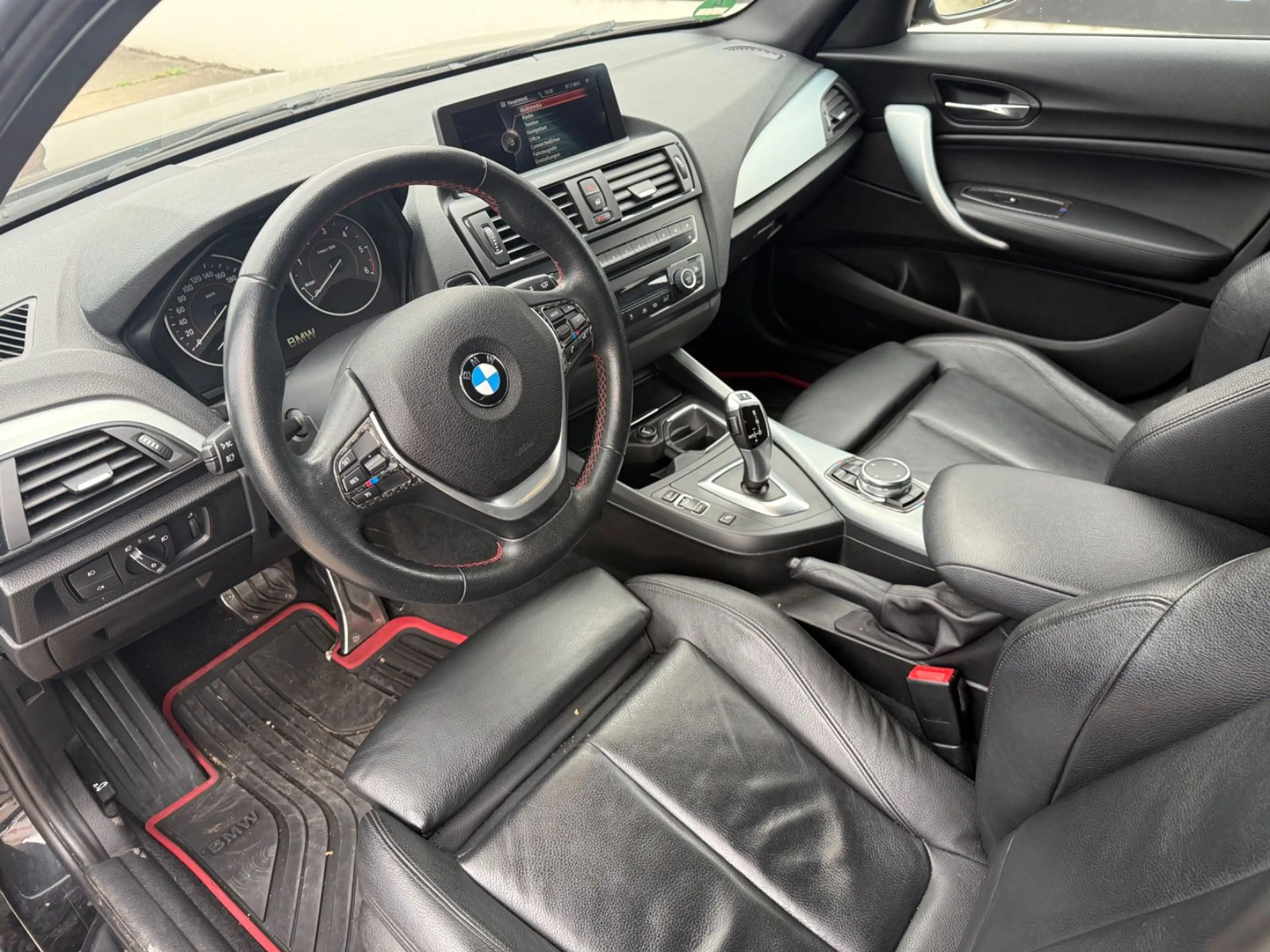 BMW 120 1 Limousine 5-trg. 120 d+LEDER+SCHIEBEDACH+S — photo 11