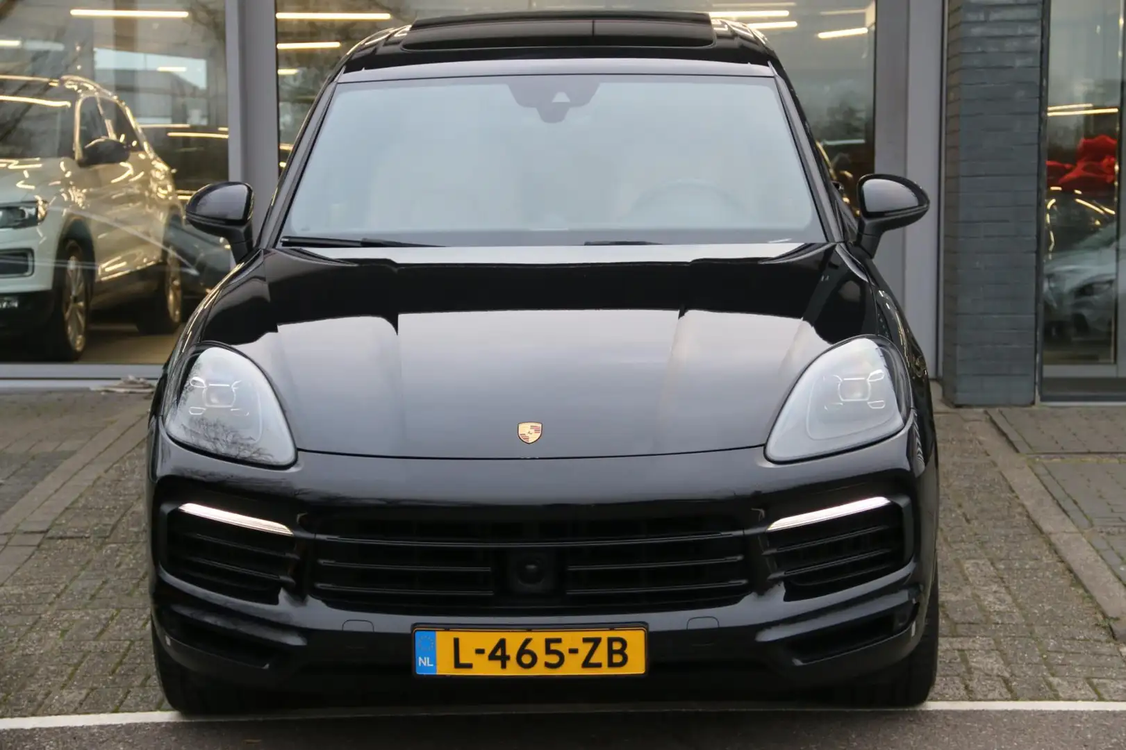 Porsche Cayenne 3.0 E-Hybrid LUCHTVERING PANO-DAK NL-AUTO NAP! Schwarz - 2
