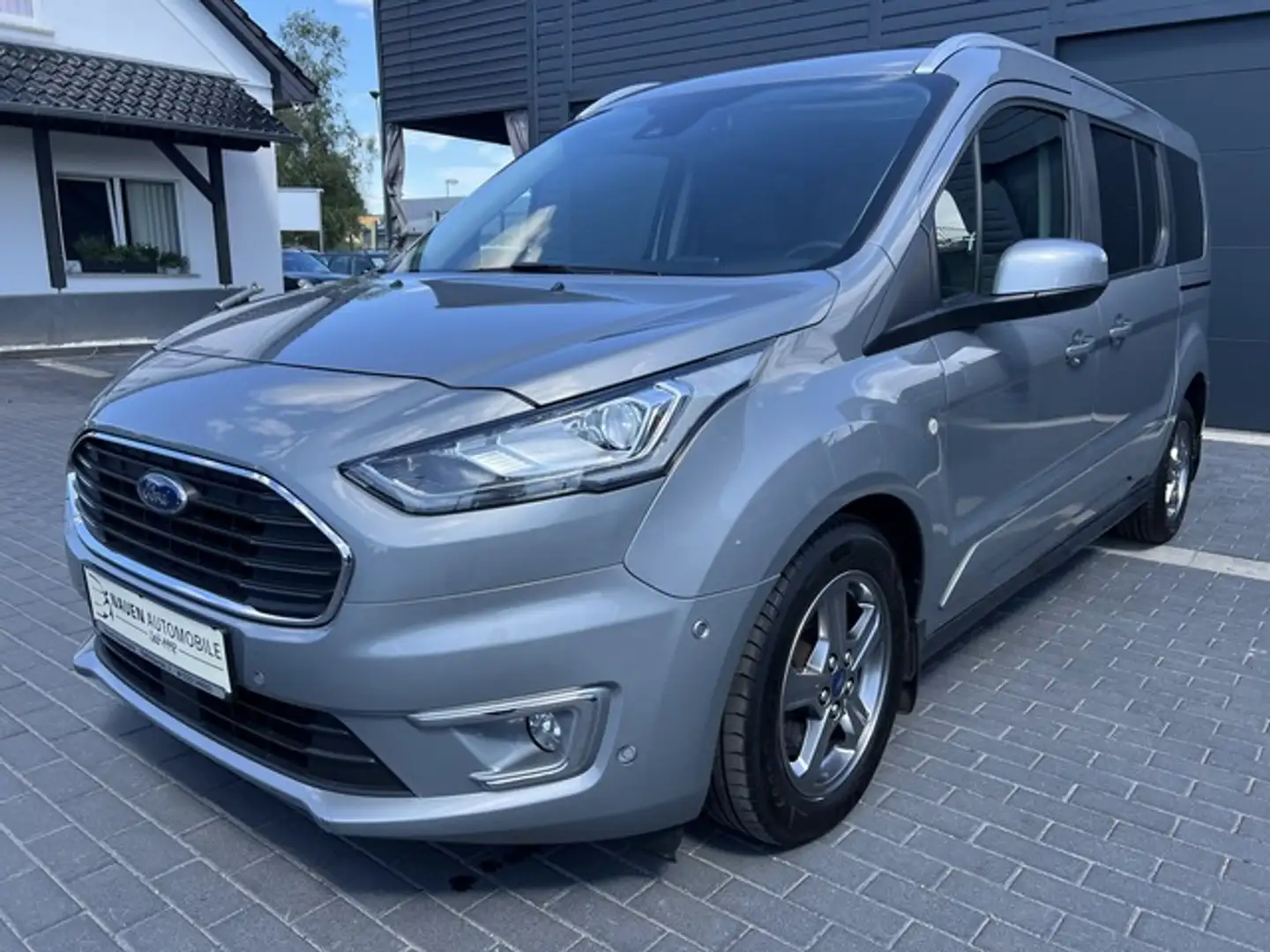 Ford Tourneo Connect Automatik+7-Sitze+RFK+PDC+Navi+ Grau - 1