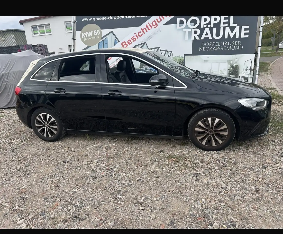 Mercedes-Benz B 200