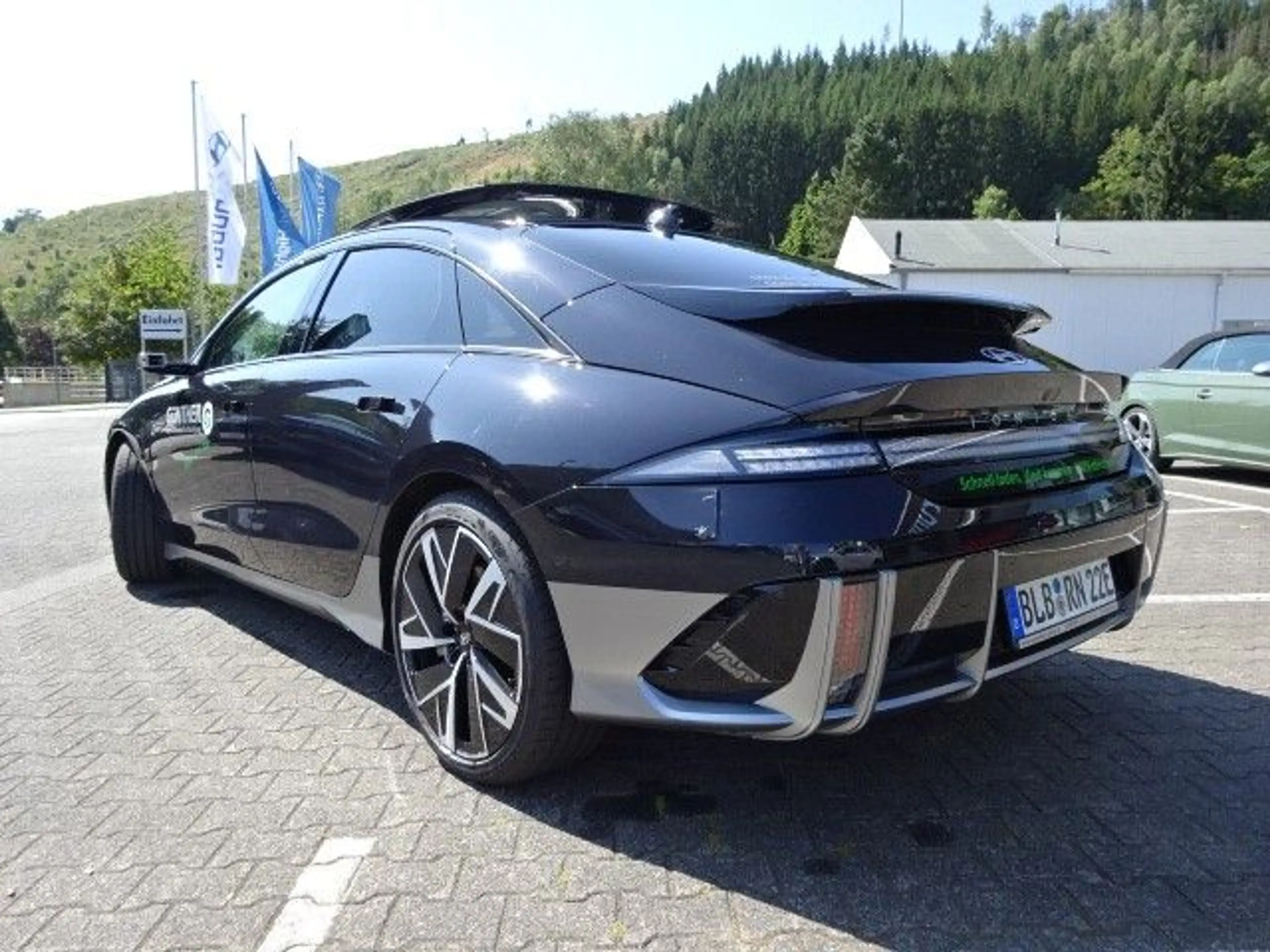 Hyundai IONIQ 6 Uniq Elektro 4WD*Pano*20Zoll*dig.Spiegel — photo 4