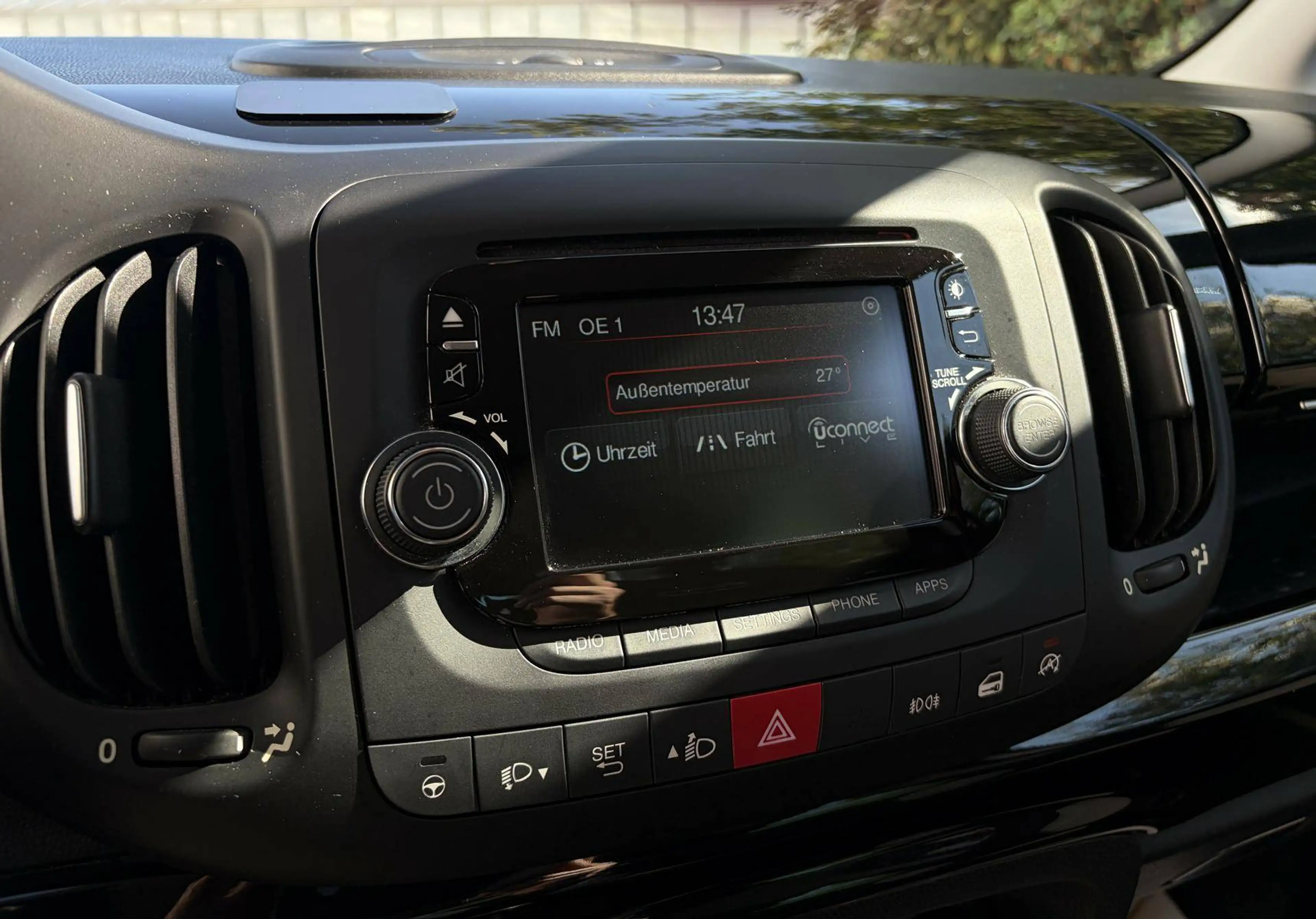 Fiat 500L Trekking 1,3 MultiJet II 95 PDC Klimaautomatik Bluetooth Pickerl NEU — photo 15
