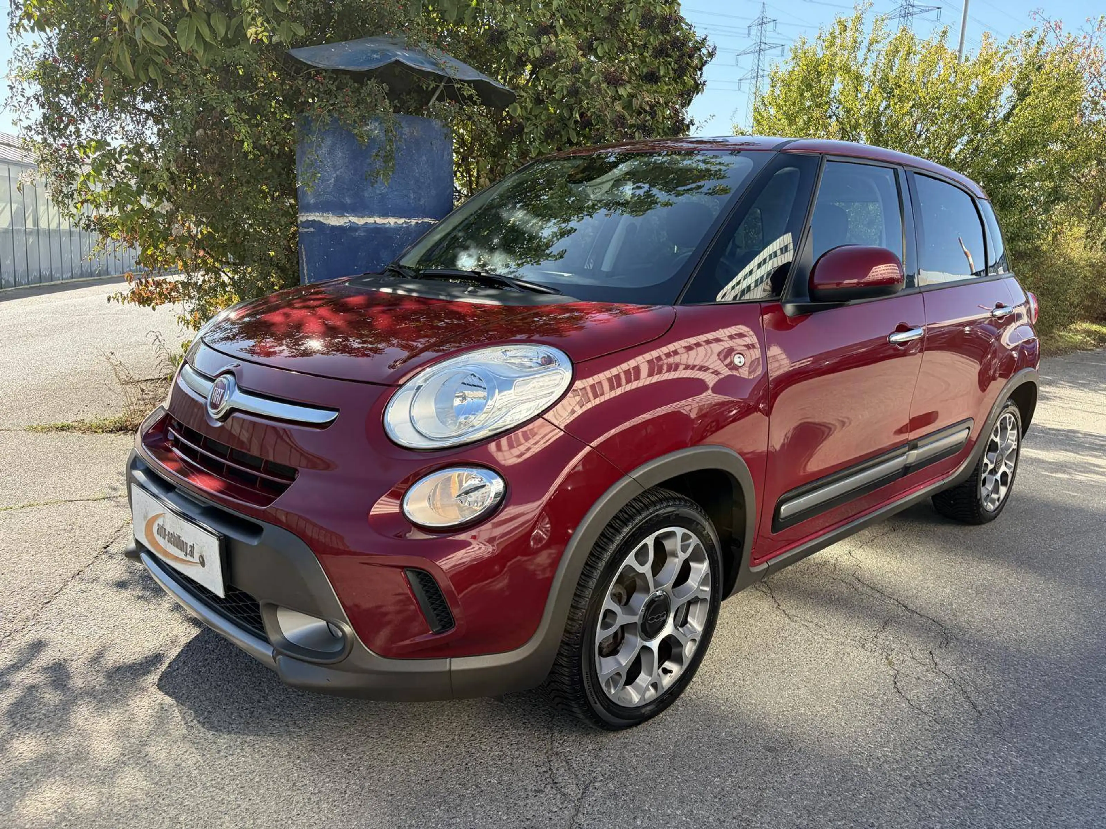 Fiat 500L Trekking 1,3 MultiJet II 95 PDC Klimaautomatik Bluetooth Pickerl NEU — photo 4