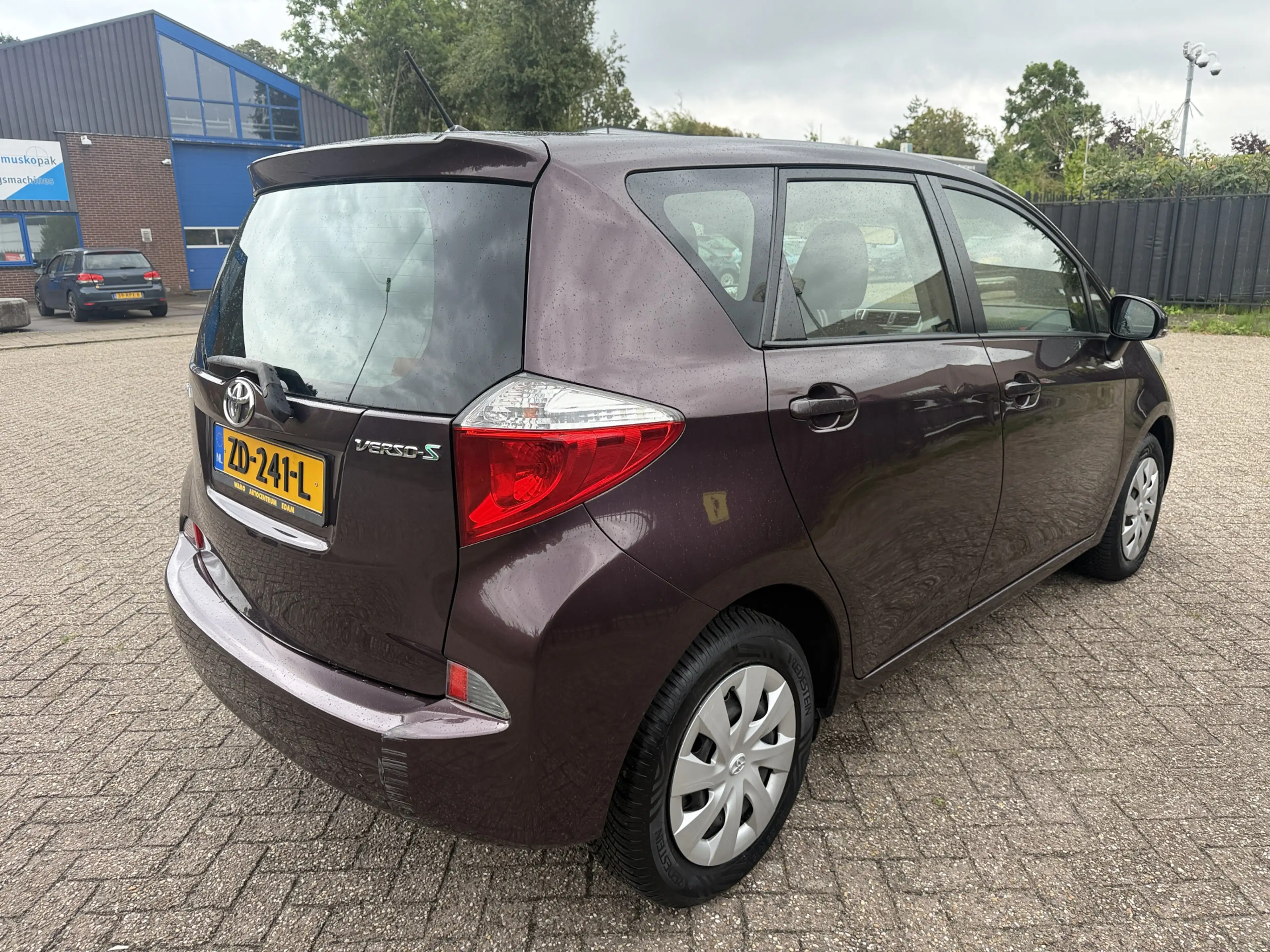 Toyota Verso-S 1.3 VVT-i 6 Versn Comfort Airco — photo 15