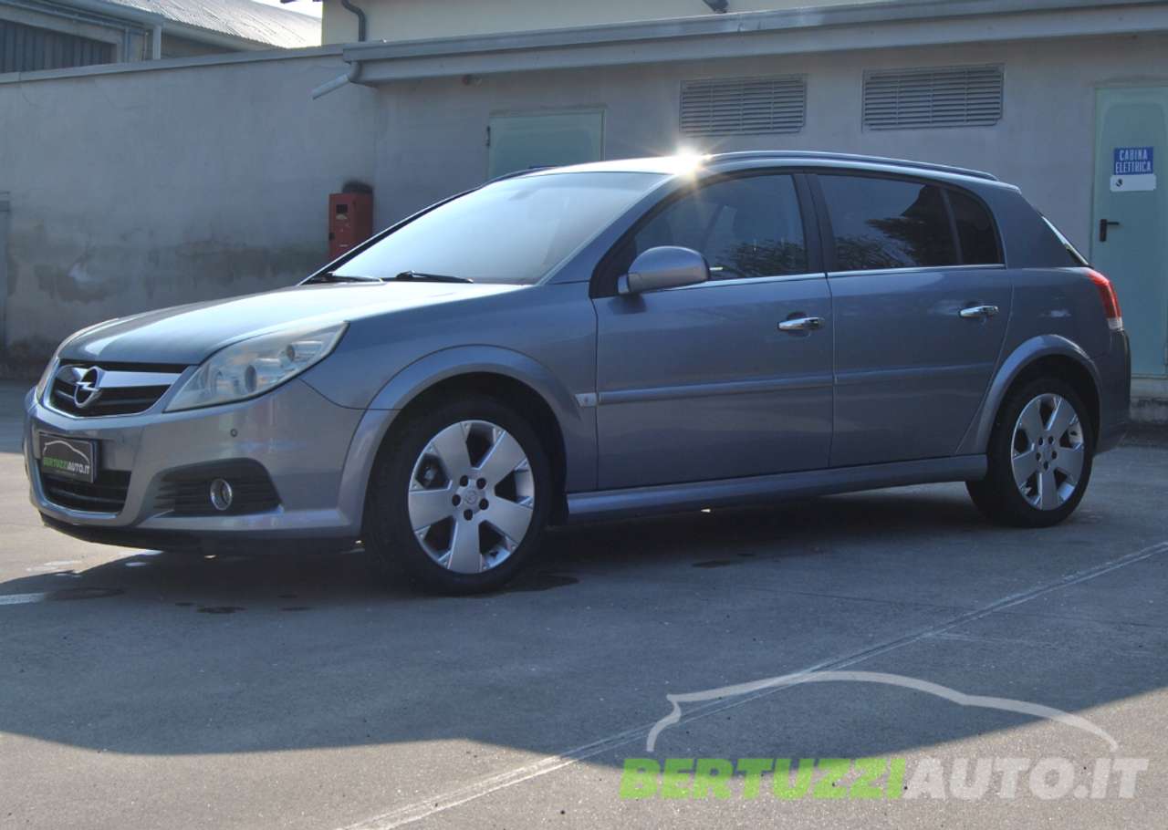 Opel Signum 5p. 1.9 Cdti Cosmo120 CV Iscrivibile ASI Manuale