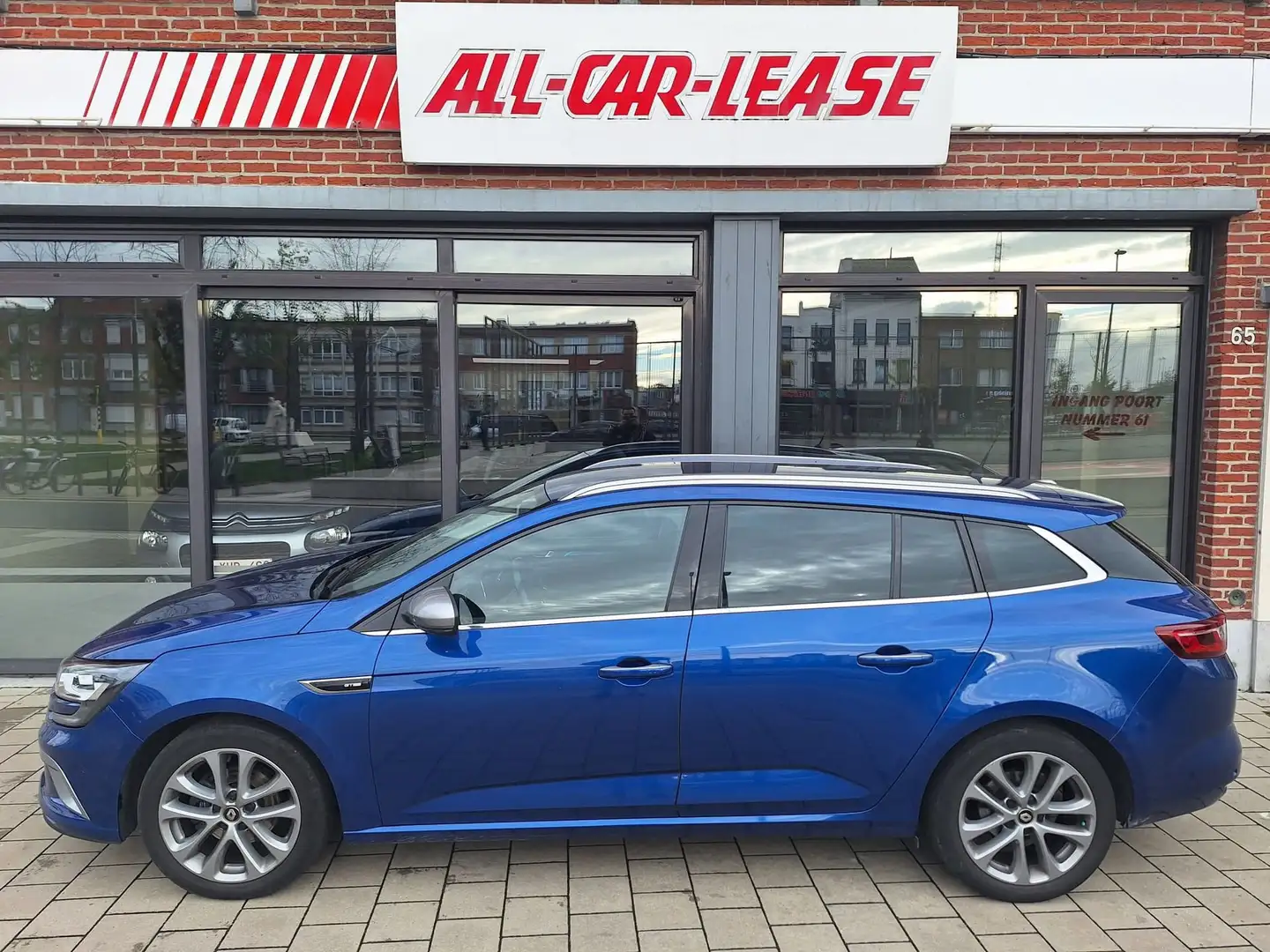 Renault Megane 1.3 TCe GPF GT-Line Bleu - 1