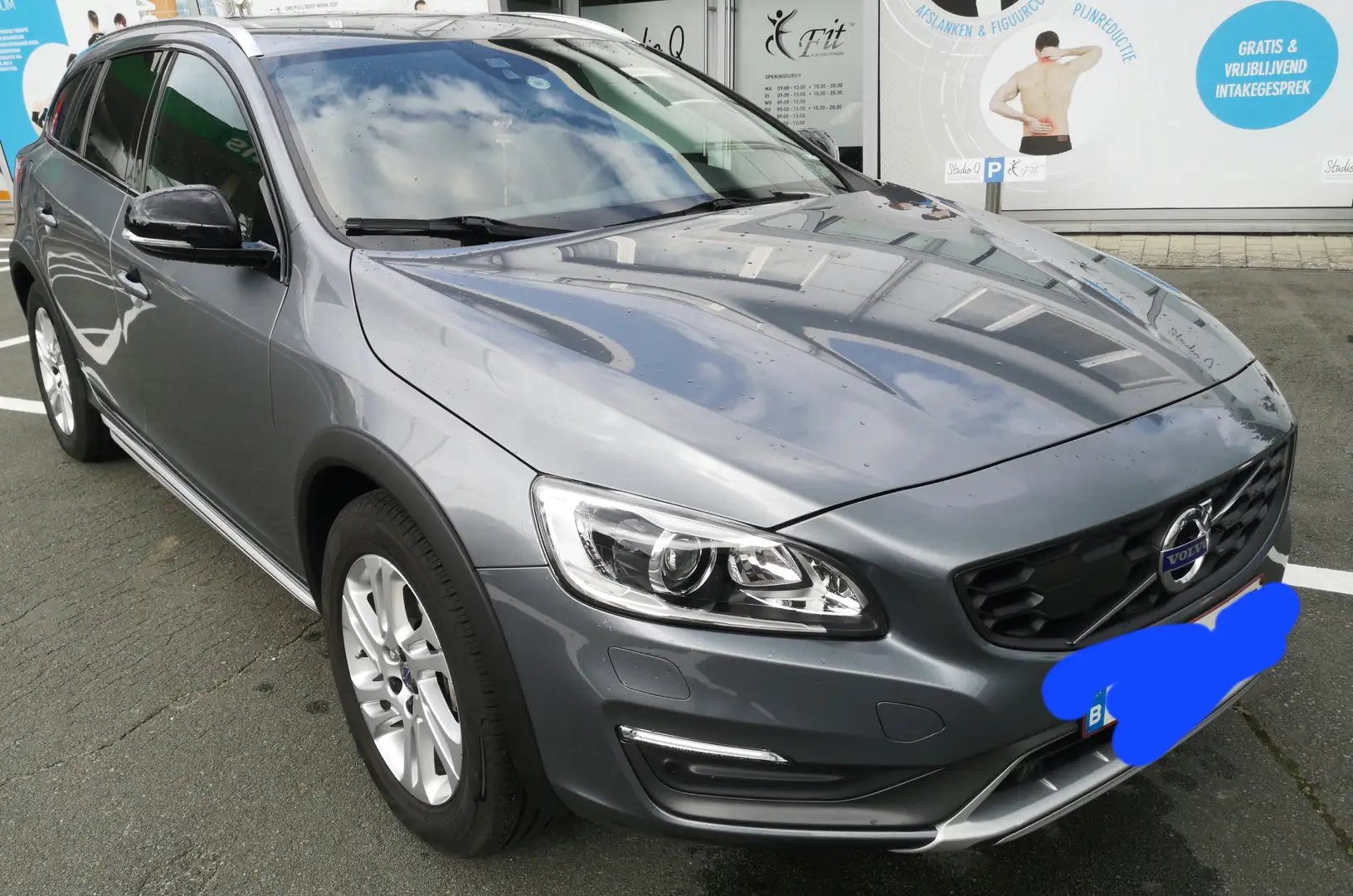 Volvo V60 Cross Country V60 Cross Country 2.0 D3 Momentum Geartronic Szürke - 1