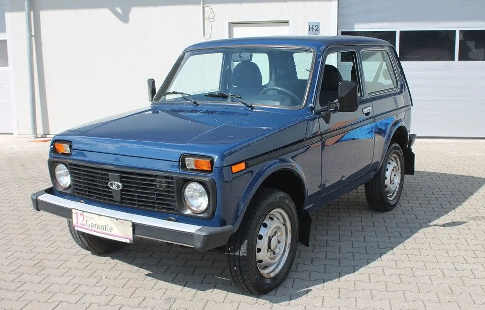 Lada Niva Tüv/Au neu,wenig Km,gepflegt,AHK,4x4,Finanz Синій - 2