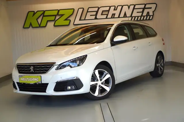 Peugeot 308 view 8