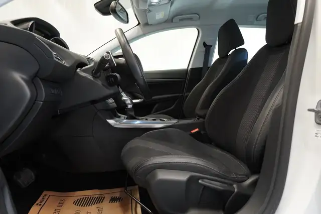 Peugeot 308 view 15