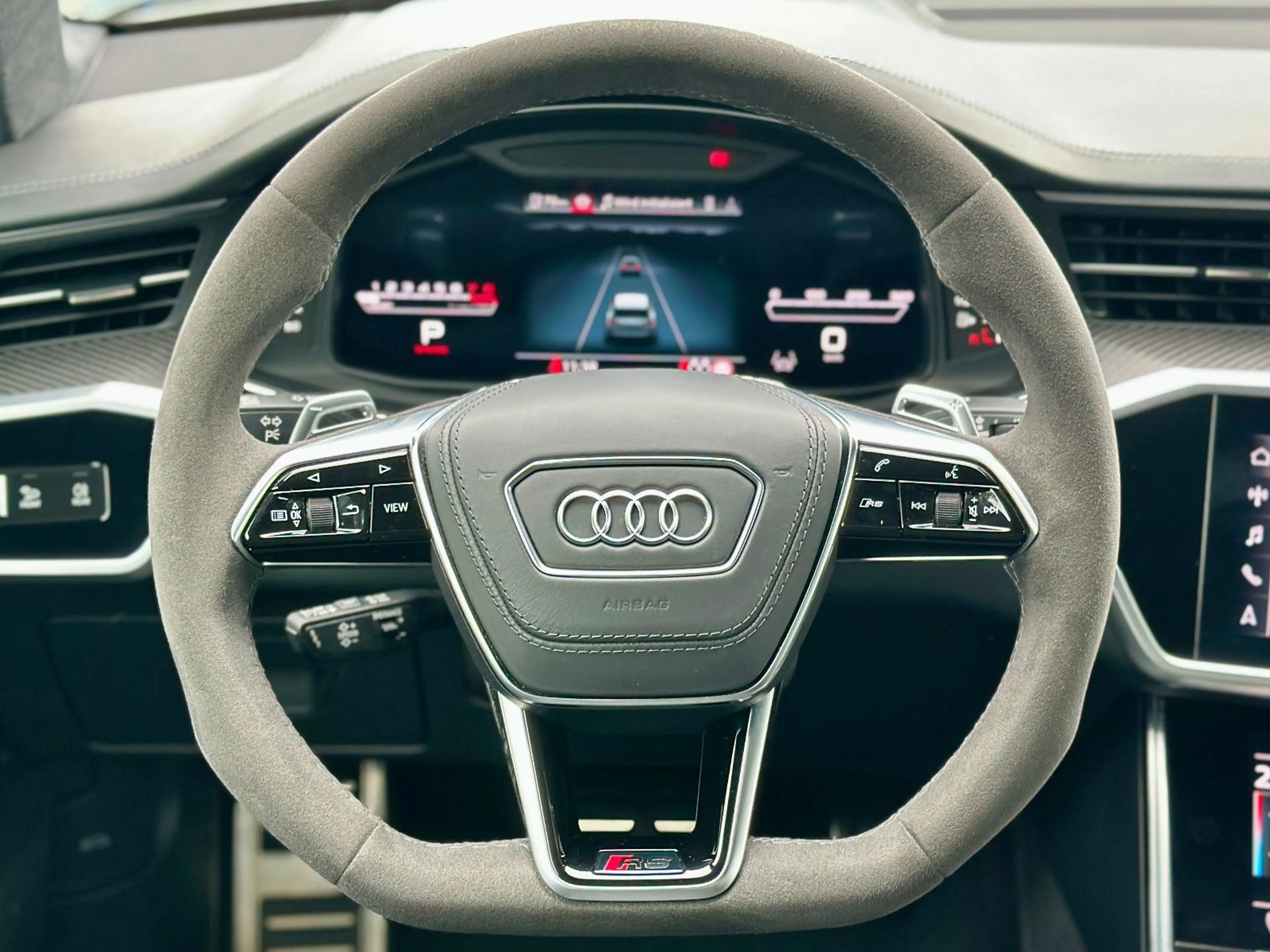Audi RS6 Avant qu performance PANO AHK LASER KERAMIK — photo 15