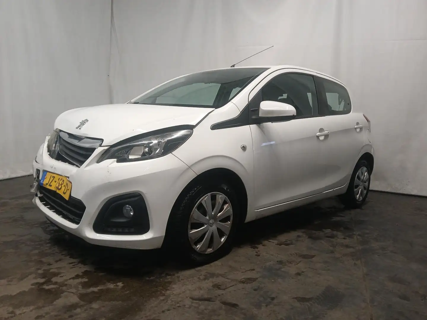 Peugeot 108 1.0 e-VTi Active - Front Schade - Roest Wit - 2