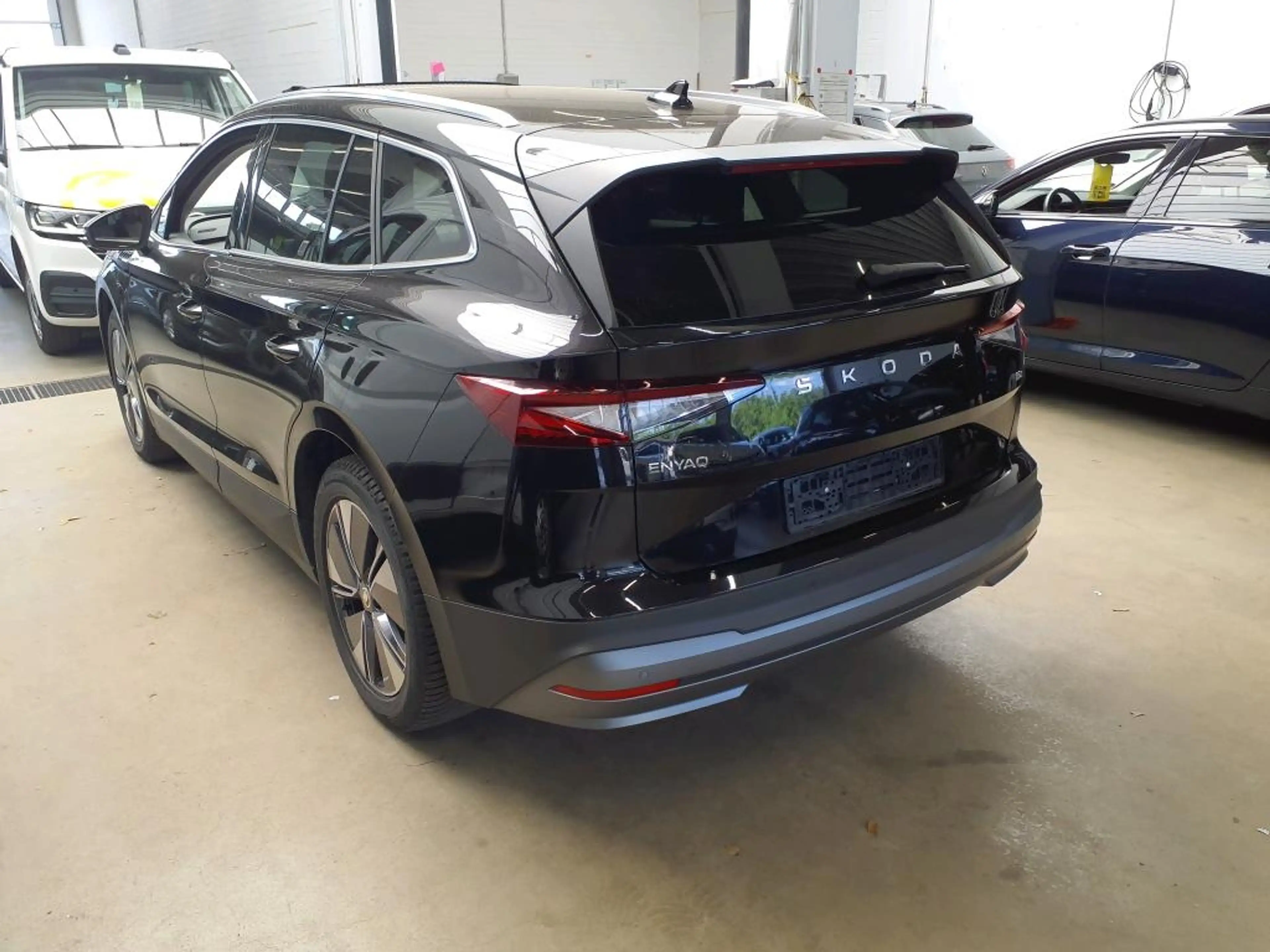 Skoda Enyaq 85x LOFT +WÄPU +AHK +LED +ACC +CARPLAY +RKAM +NAV — photo 5